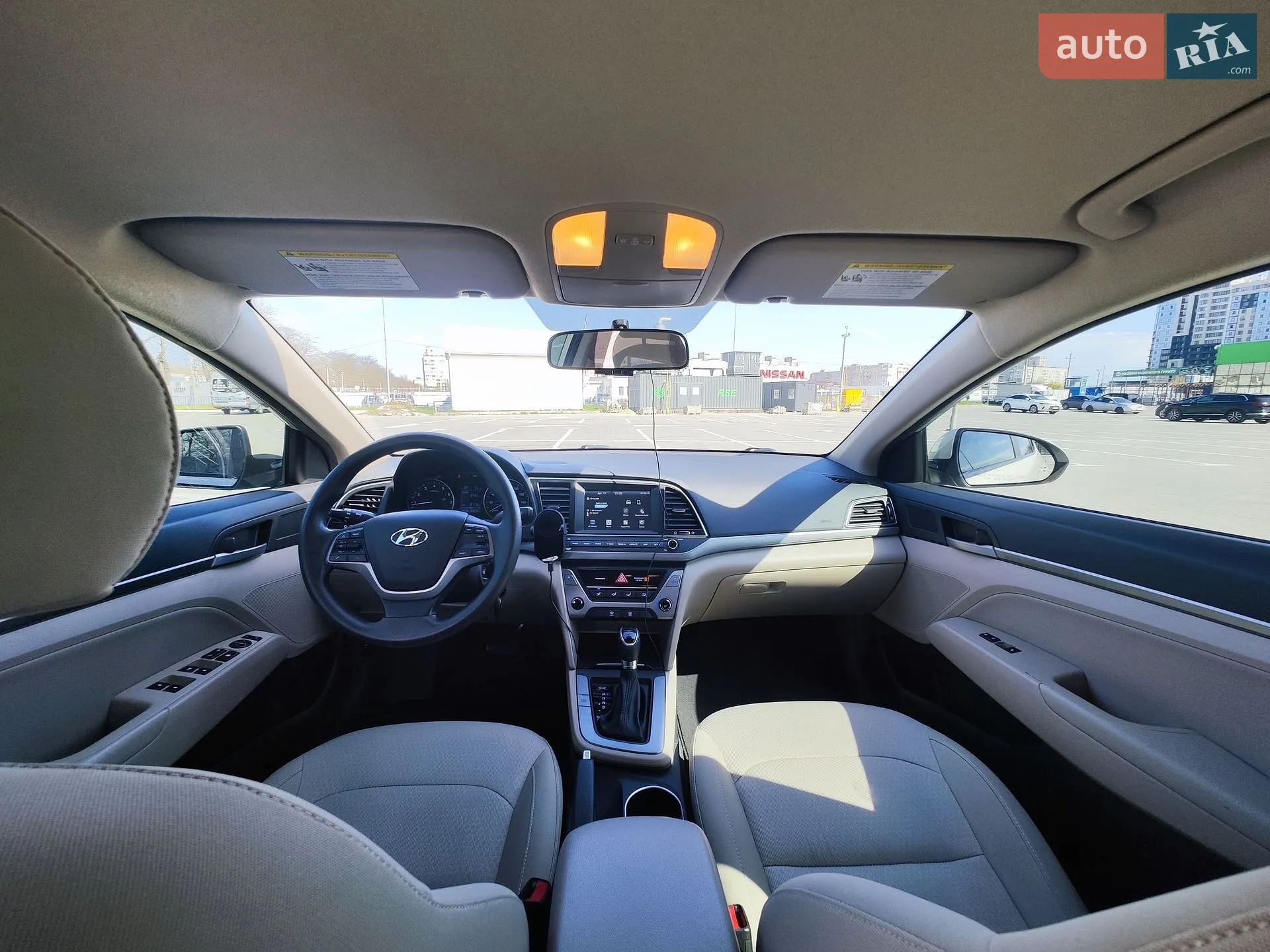 2016 Hyundai Elantra - мініатюра 16