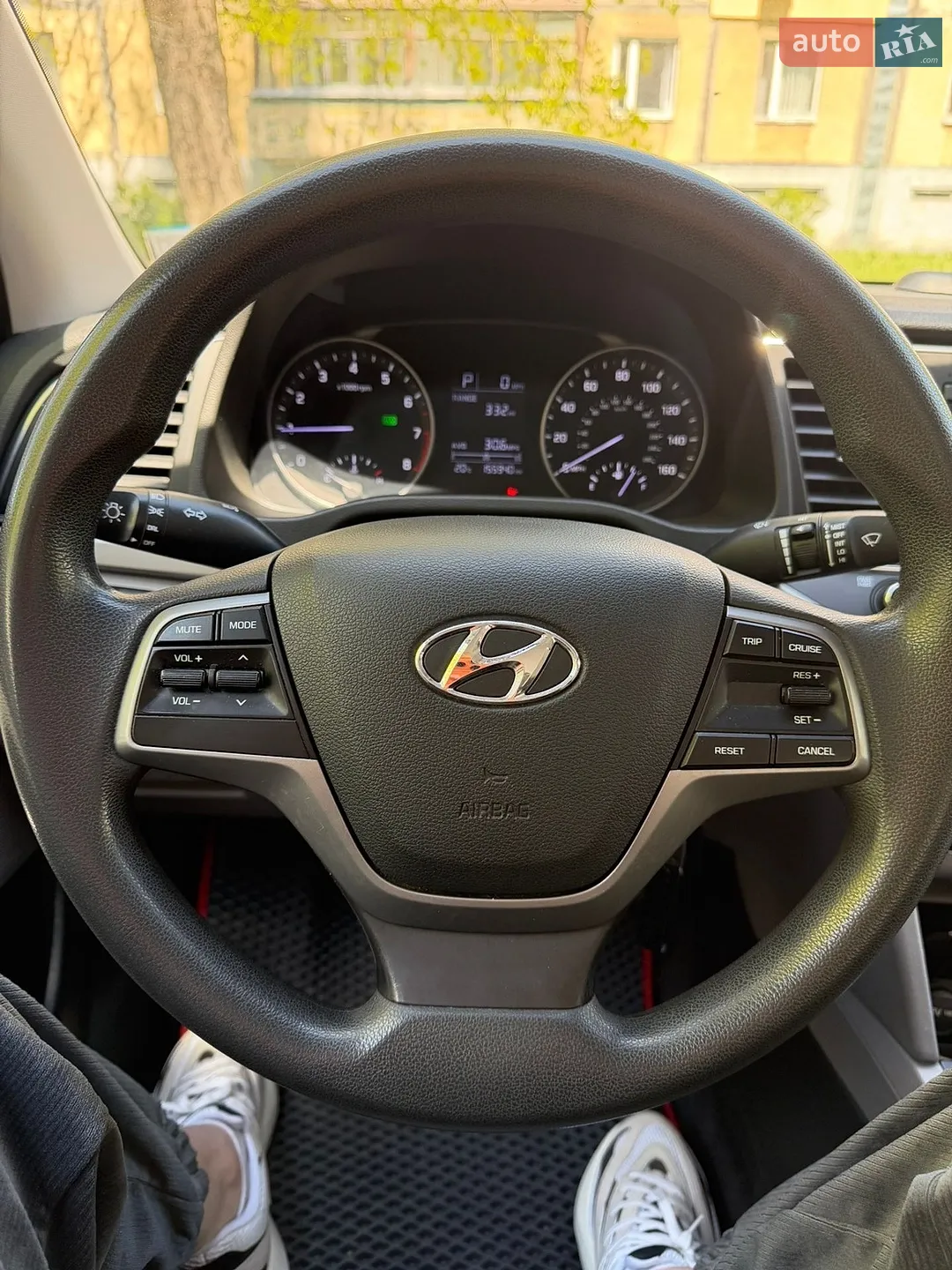 2016 Hyundai Elantra - мініатюра 12