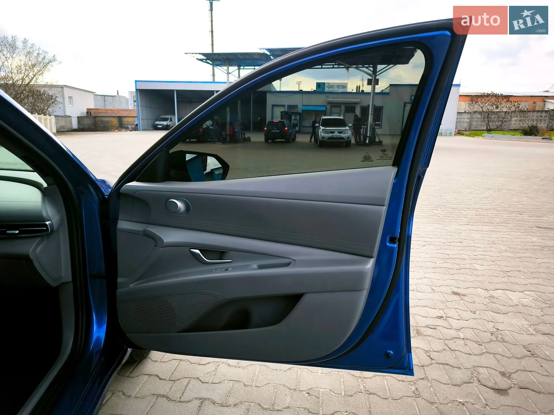 2020 Hyundai Elantra - мініатюра 17