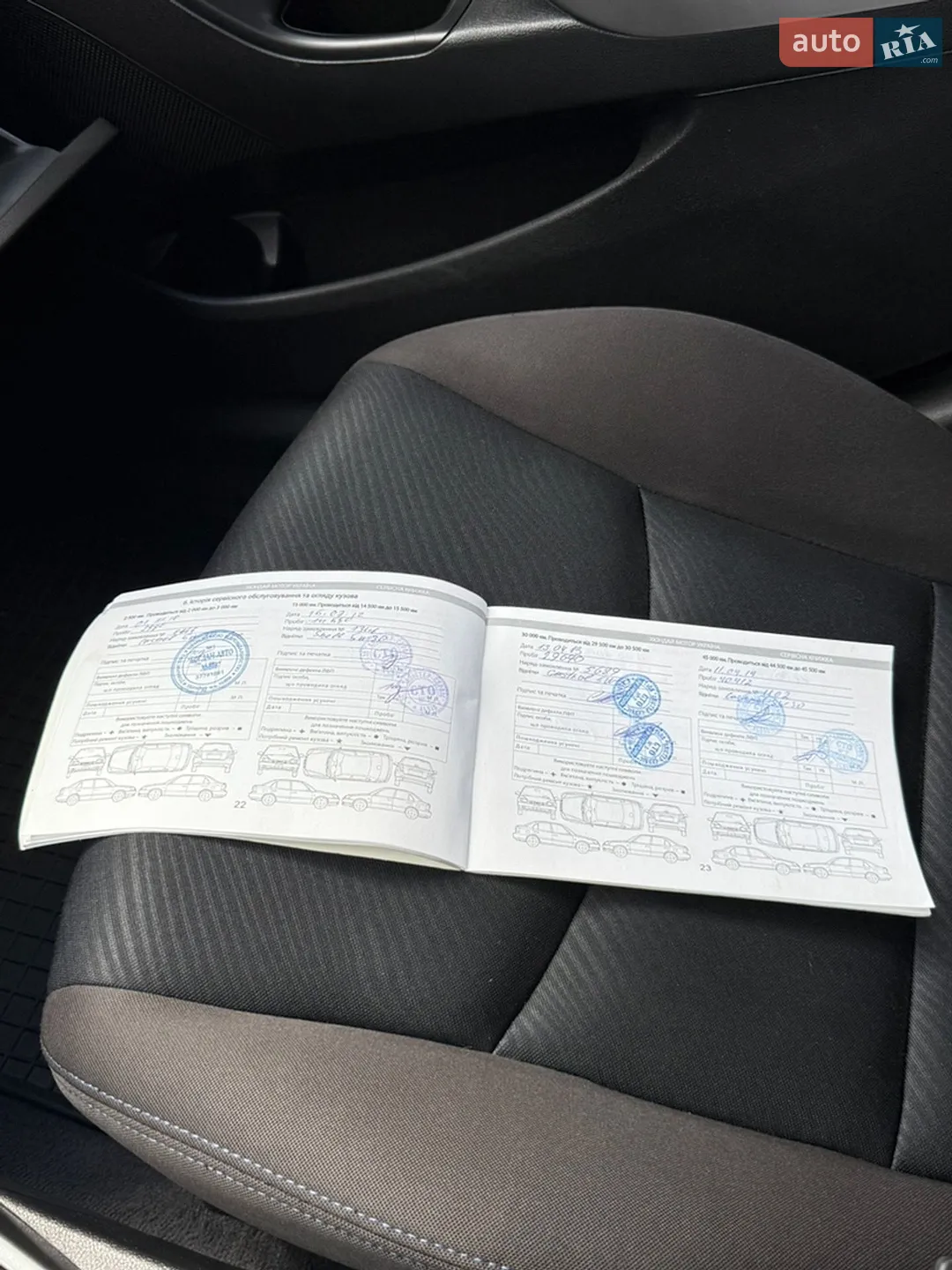 2011 Hyundai Elantra - мініатюра 17