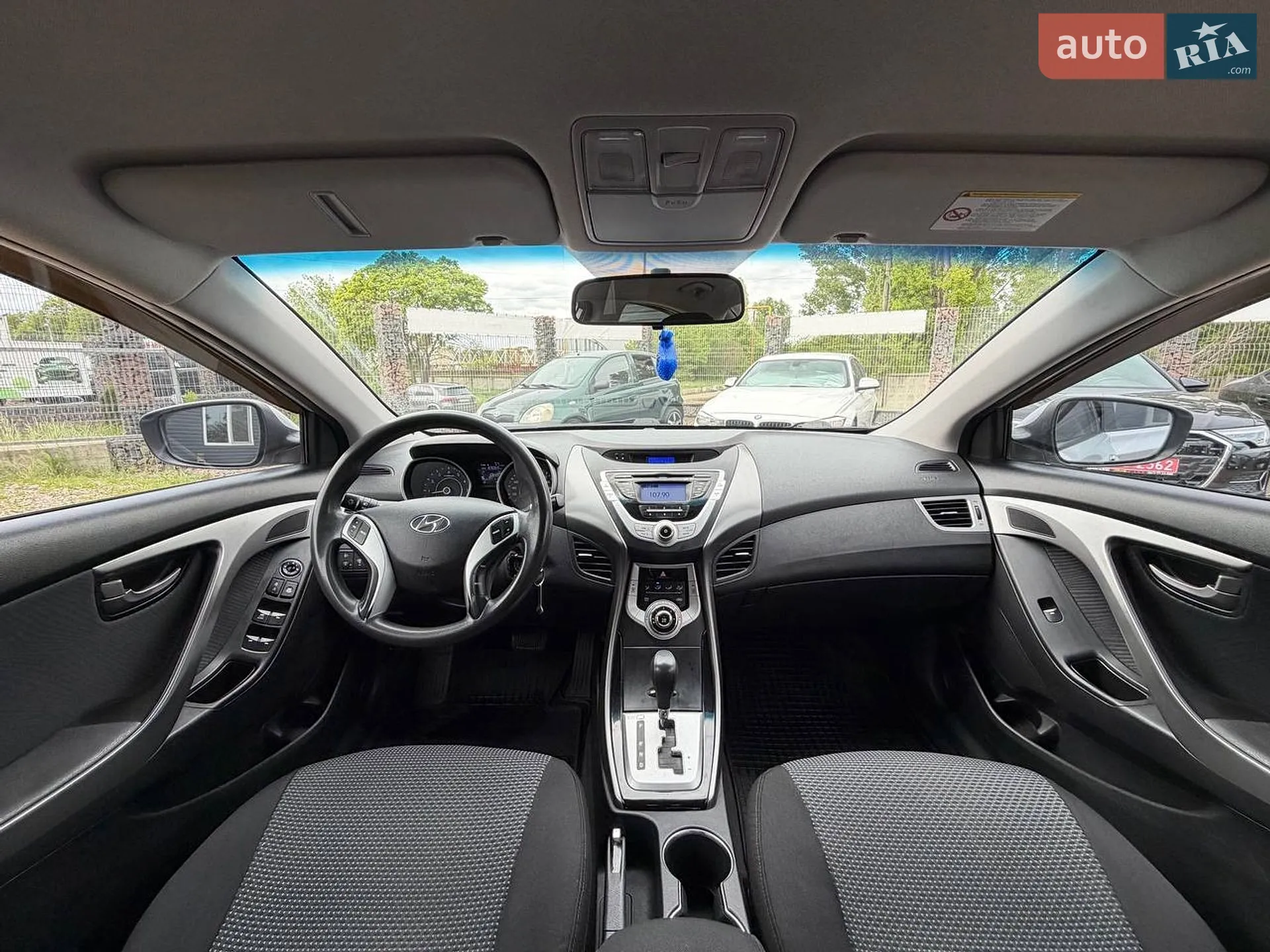 2011 Hyundai Elantra - мініатюра 30