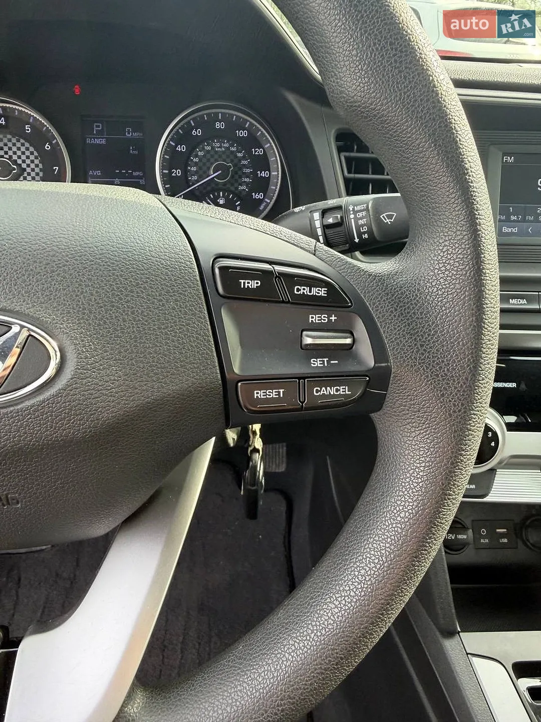 2018 Hyundai Elantra - мініатюра 16
