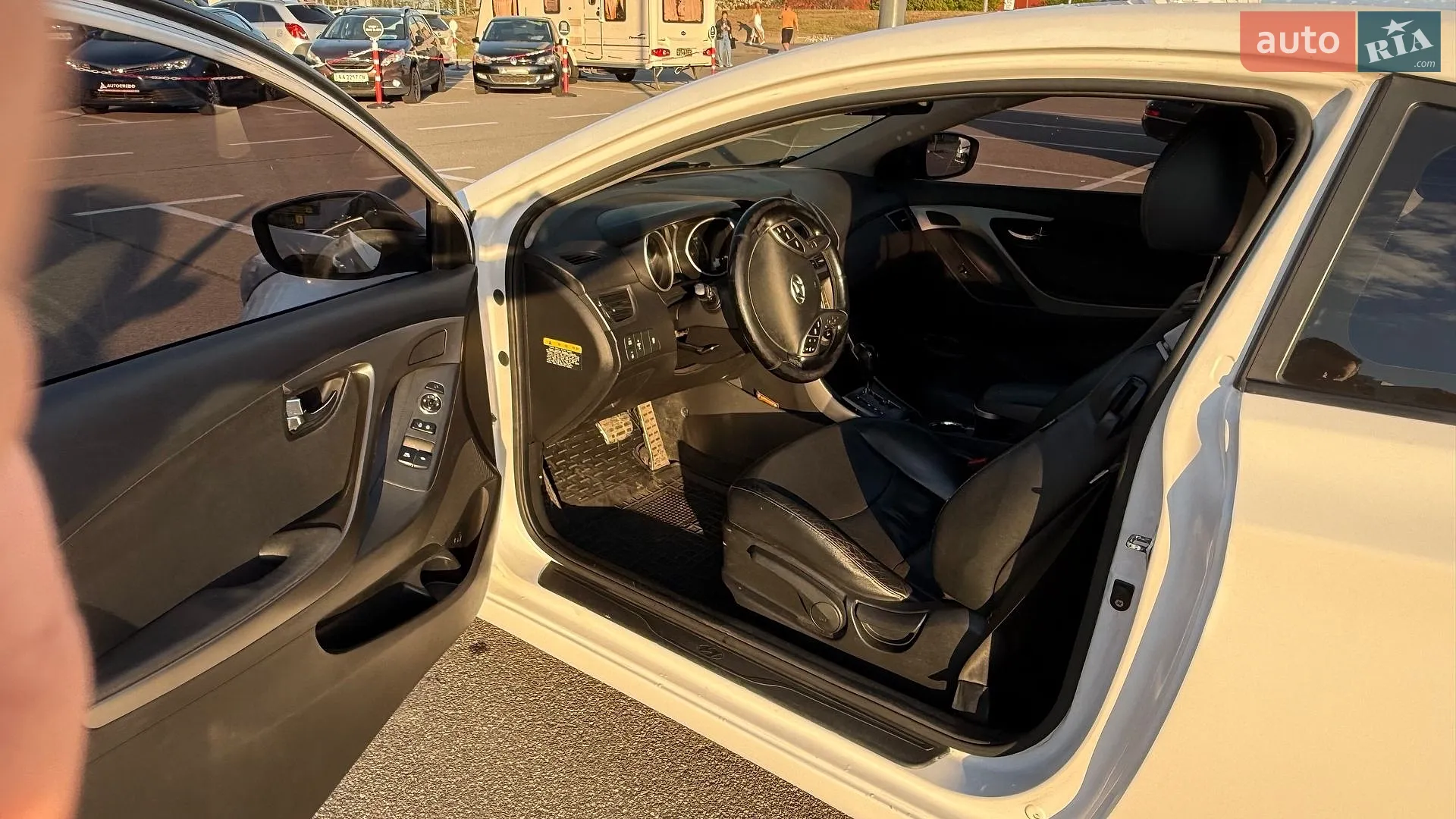 2014 Hyundai Elantra - мініатюра 14