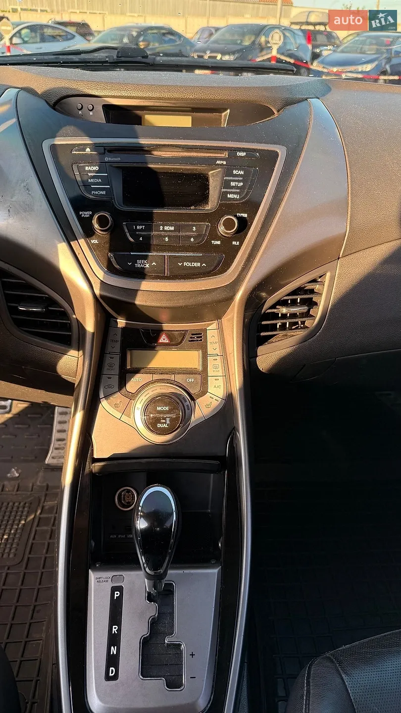 2014 Hyundai Elantra - мініатюра 20