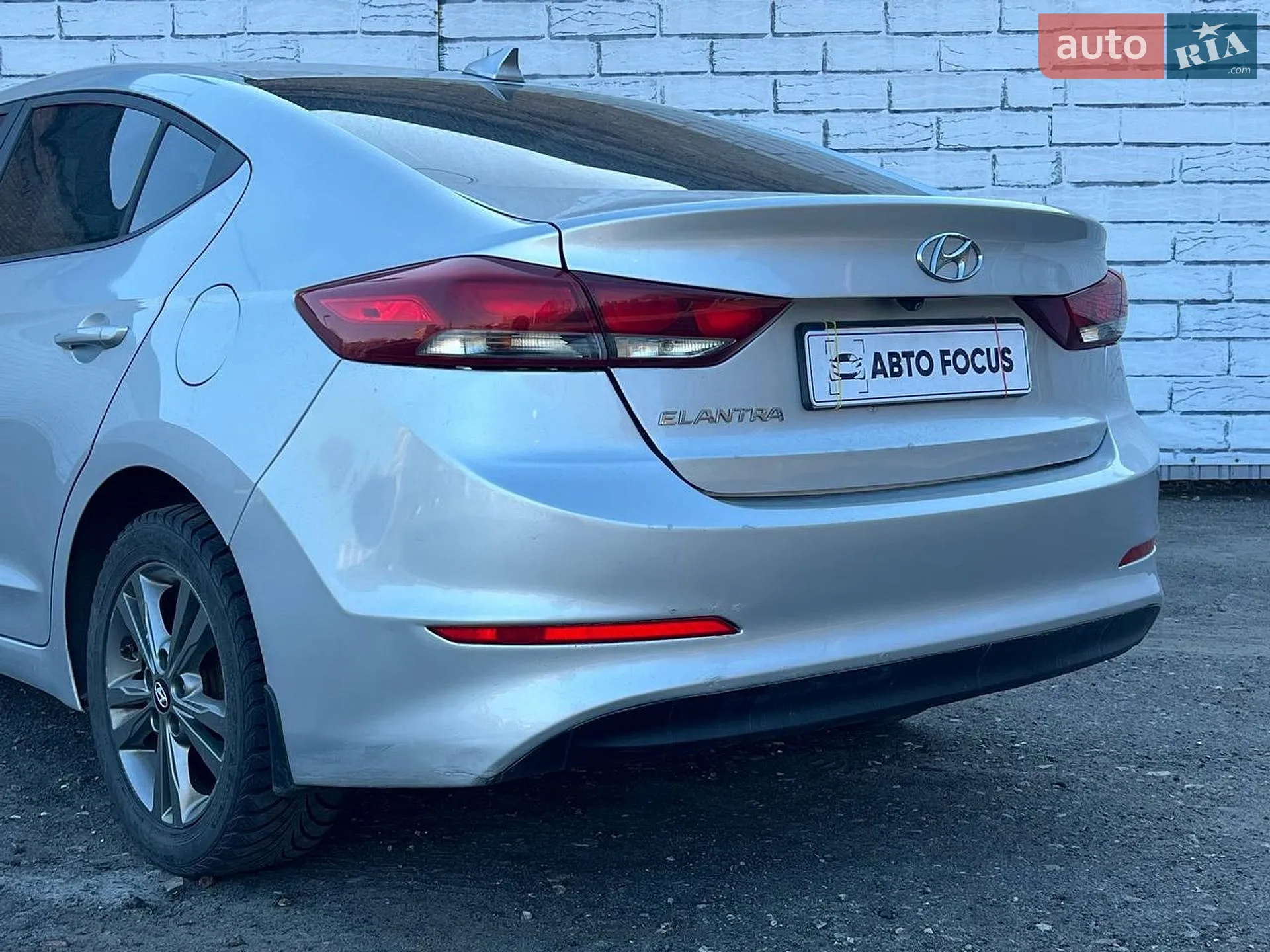 2016 Hyundai Elantra - мініатюра 6