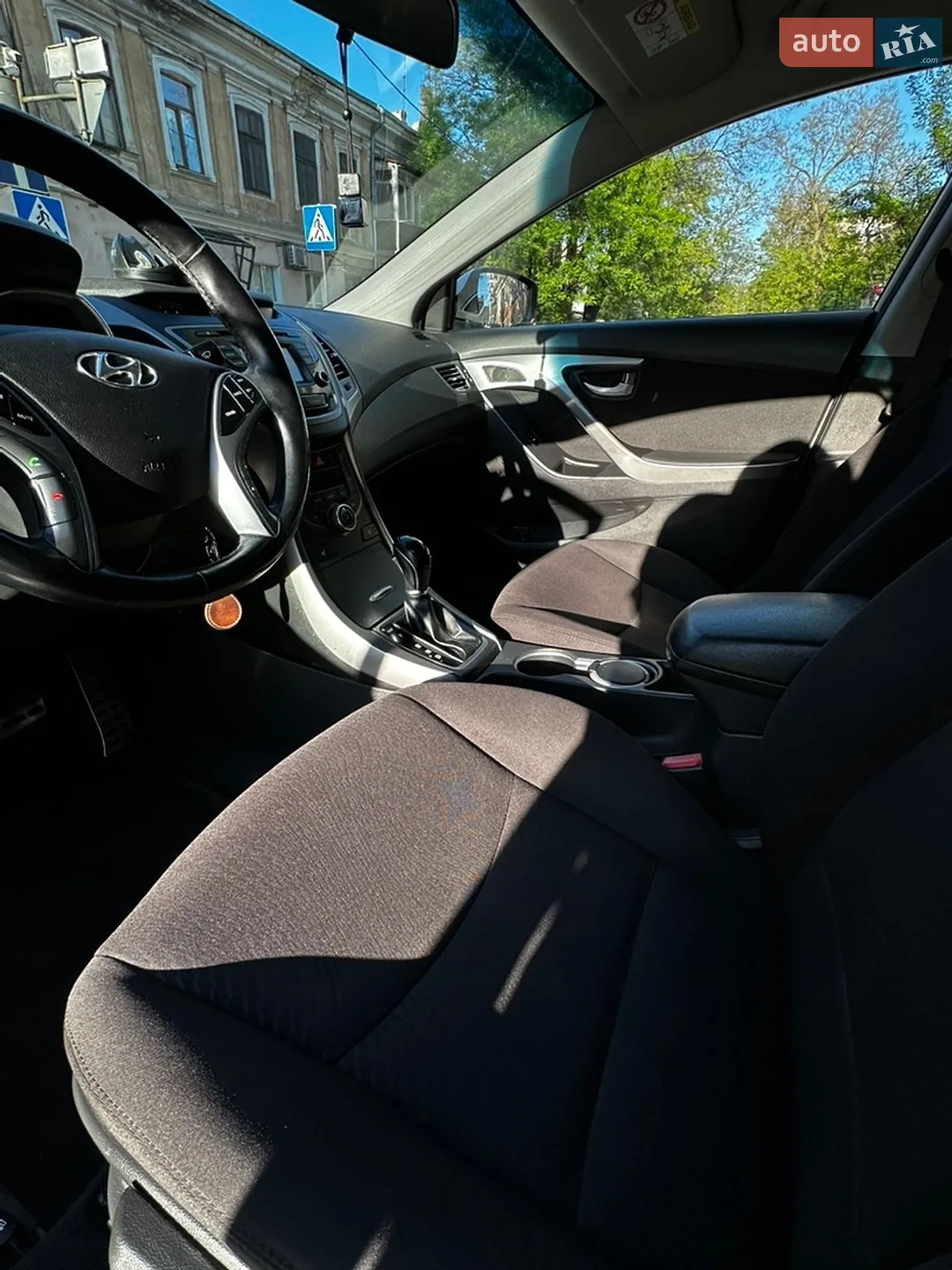 2015 Hyundai Elantra - мініатюра 10