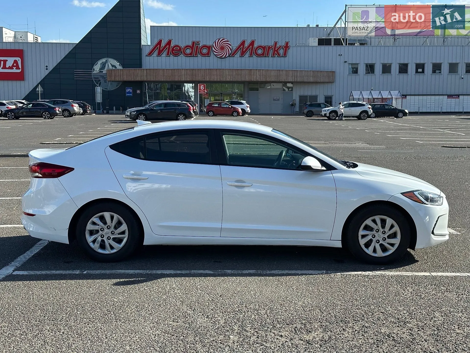 2017 Hyundai Elantra - мініатюра 4