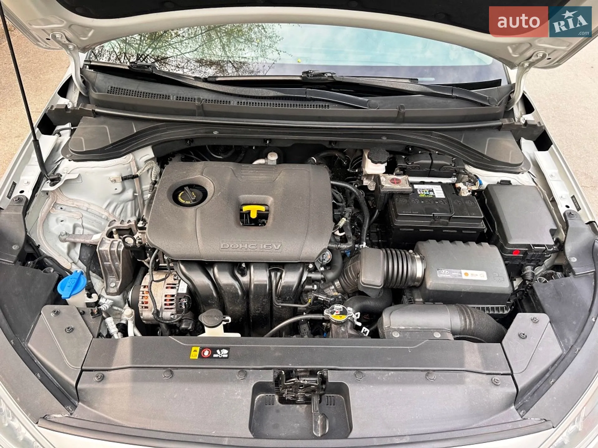 2019 Hyundai Elantra - мініатюра 11