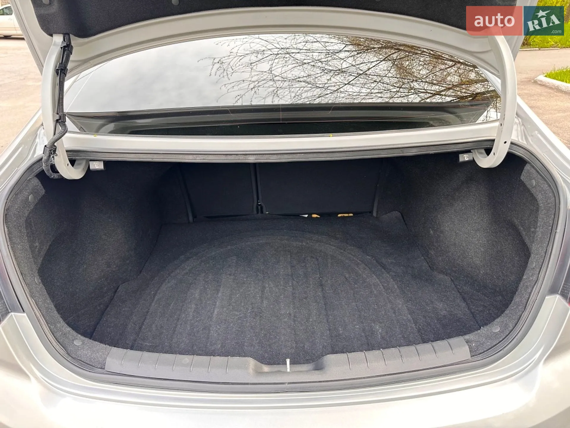 2019 Hyundai Elantra - мініатюра 18