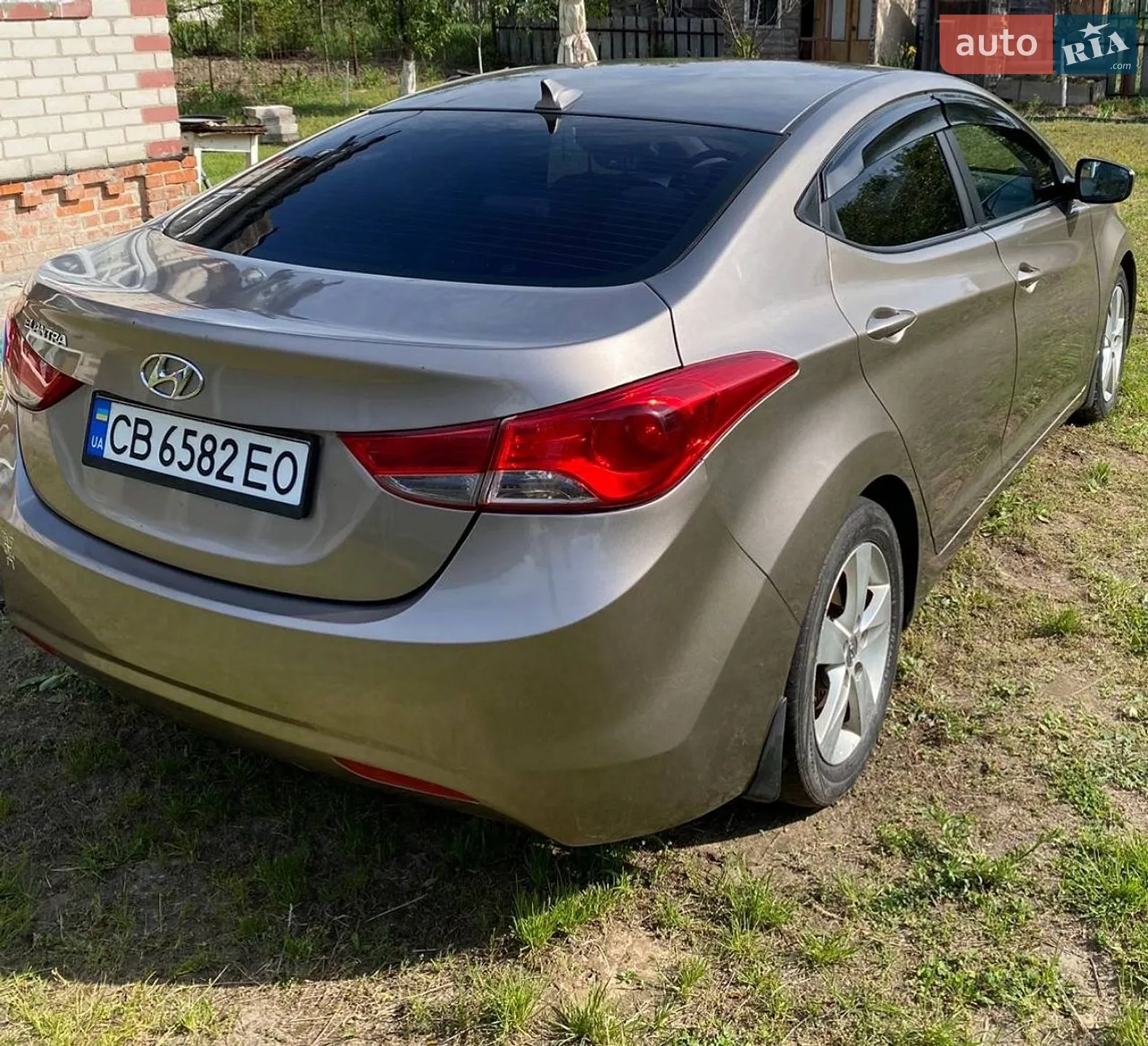 2013 Hyundai Elantra - мініатюра 12