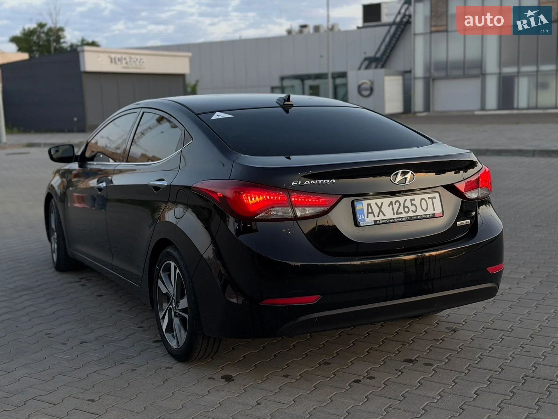 2014 Hyundai Elantra - мініатюра 2