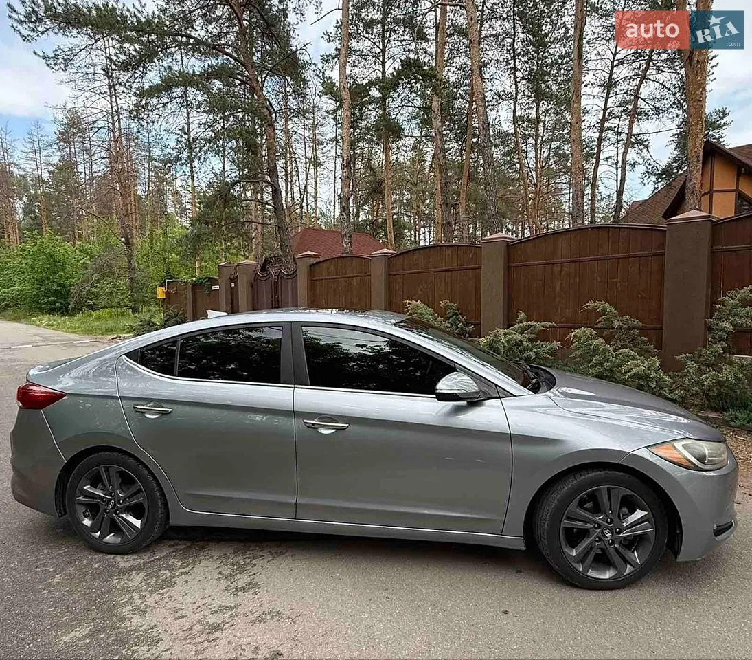 2015 Hyundai Elantra - мініатюра 15