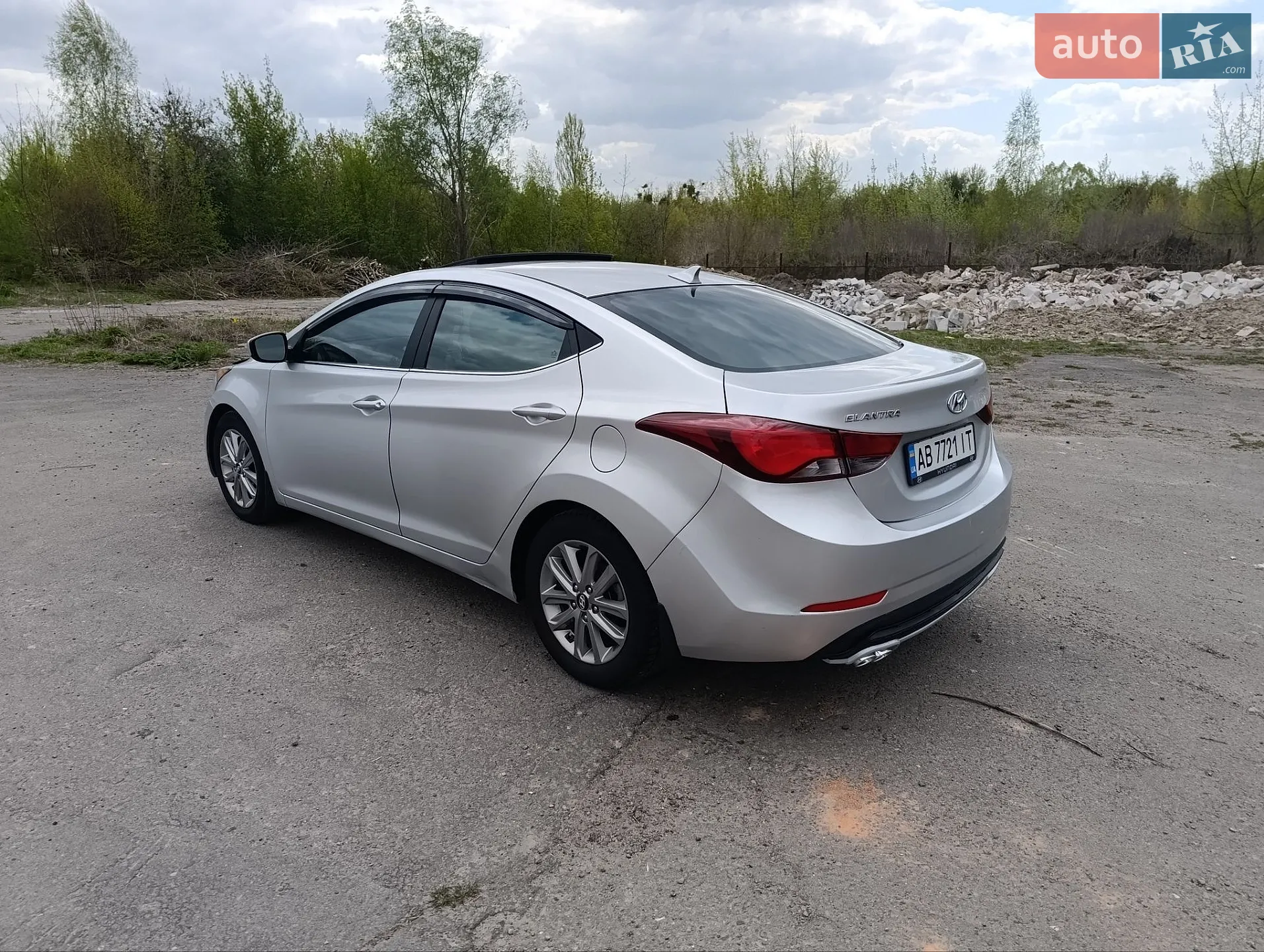 2014 Hyundai Elantra - мініатюра 5