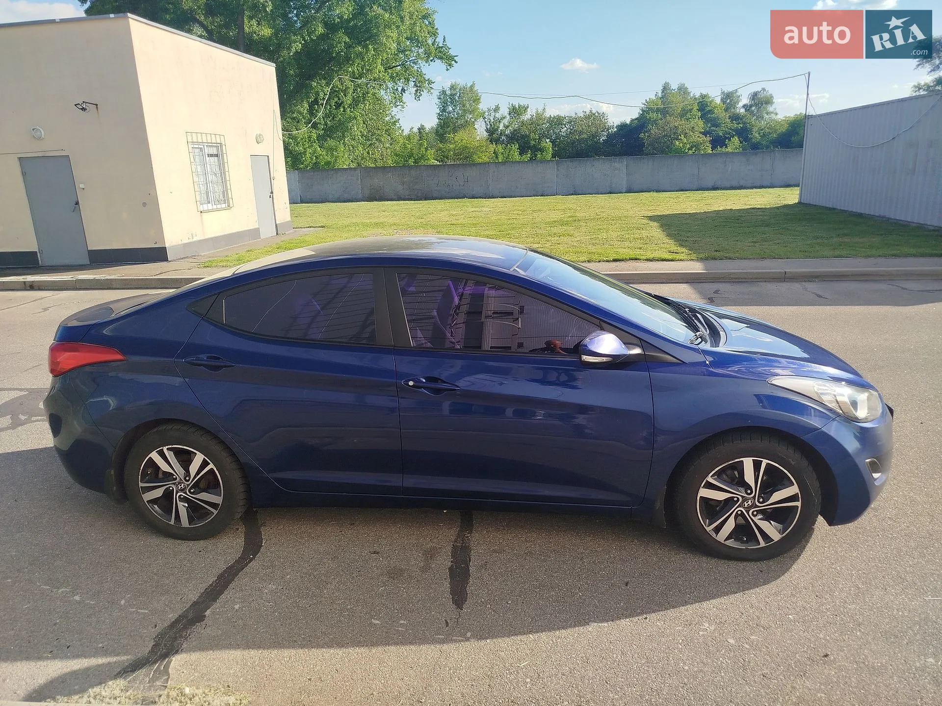 2011 Hyundai Elantra - мініатюра 3