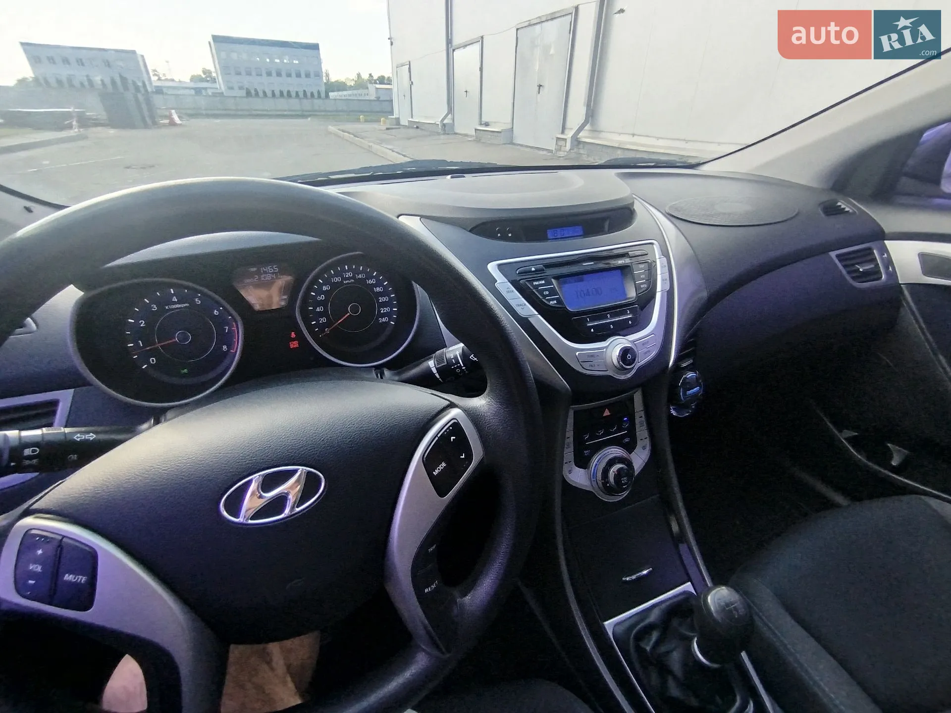 2011 Hyundai Elantra - мініатюра 21