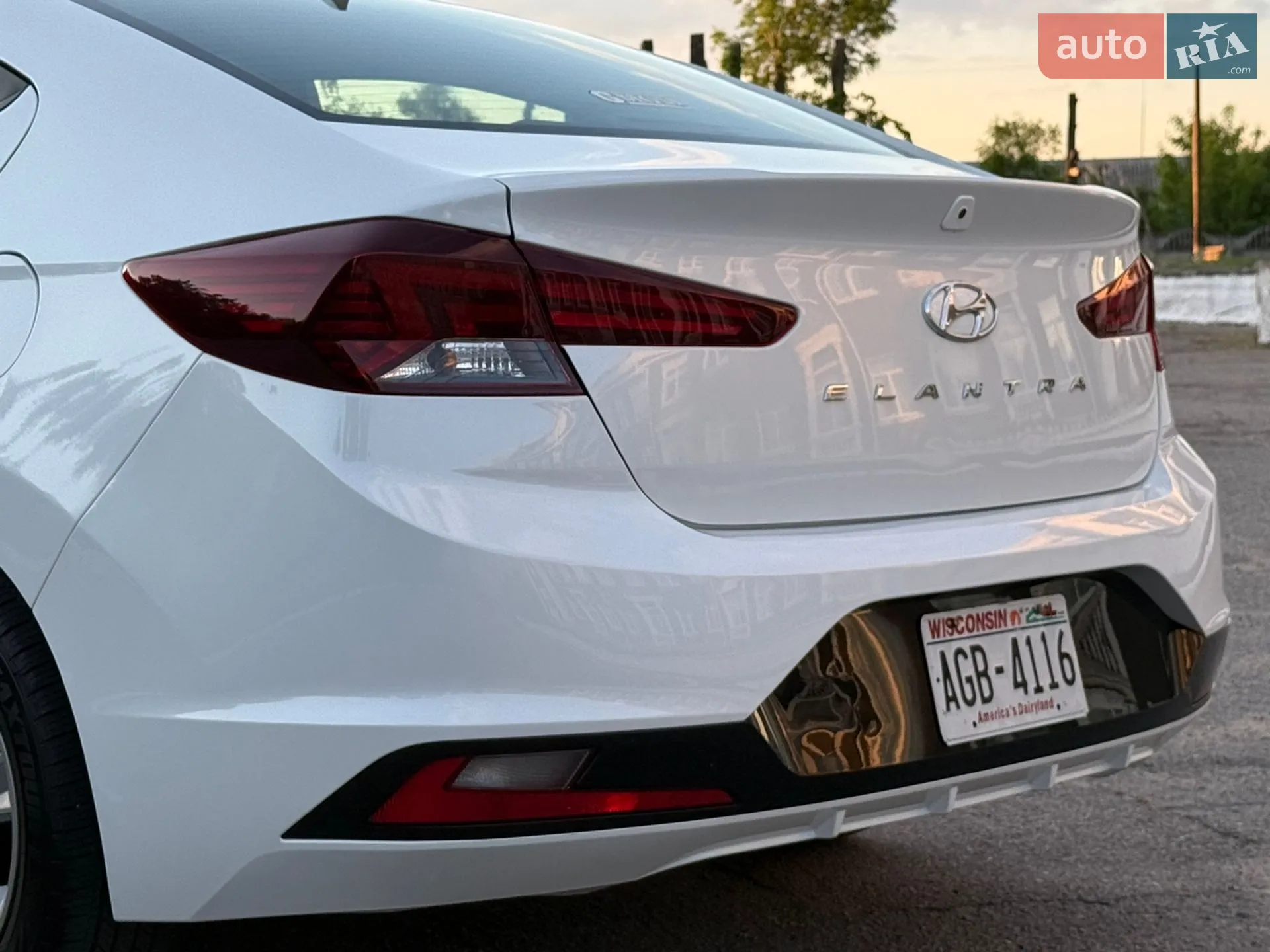 2020 Hyundai Elantra - мініатюра 18
