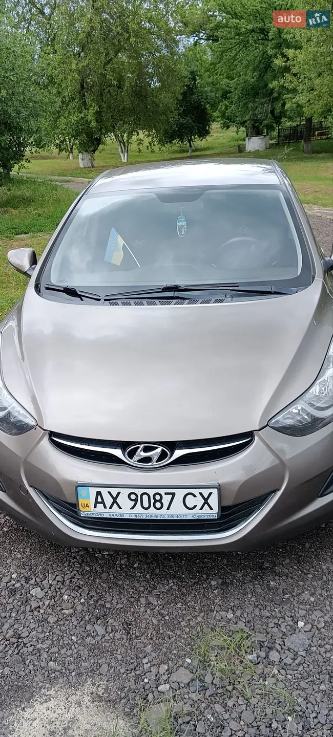 2013 Hyundai Elantra - фото 1