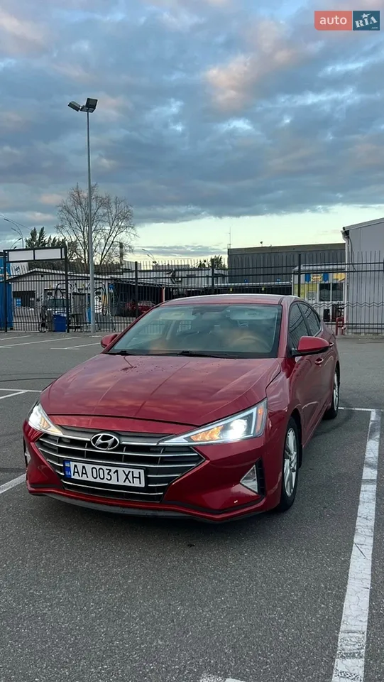 2018 Hyundai Elantra - мініатюра 18