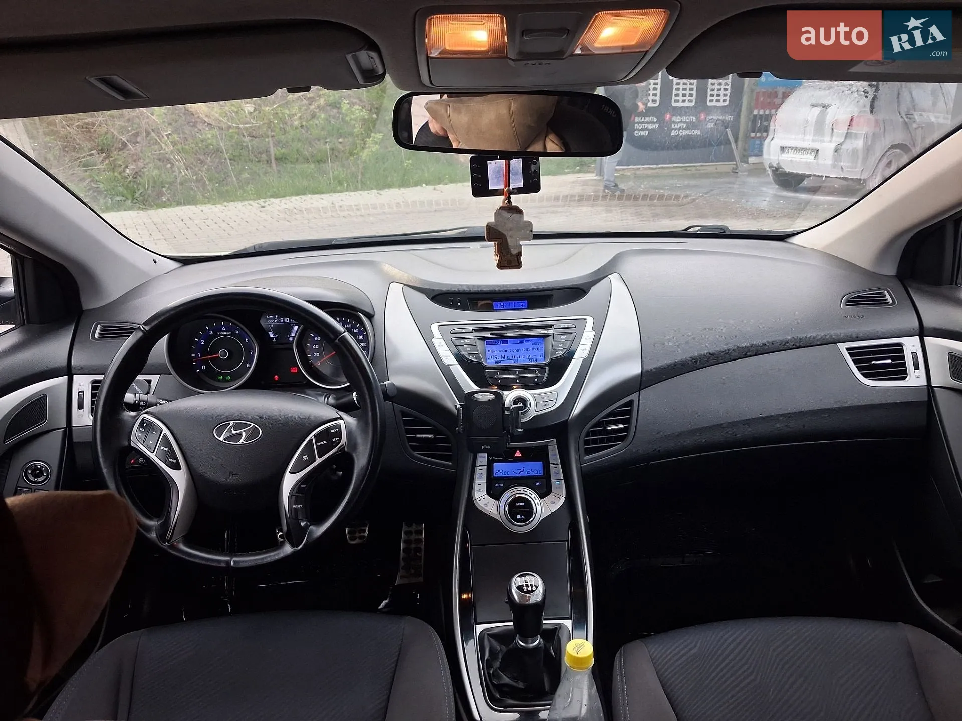 2011 Hyundai Elantra - мініатюра 13