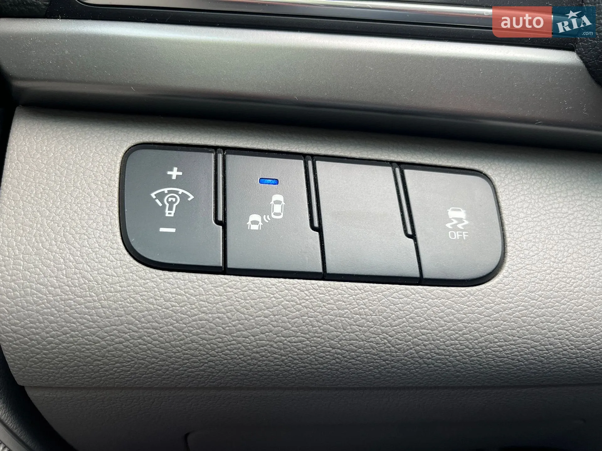 2016 Hyundai Elantra - мініатюра 11
