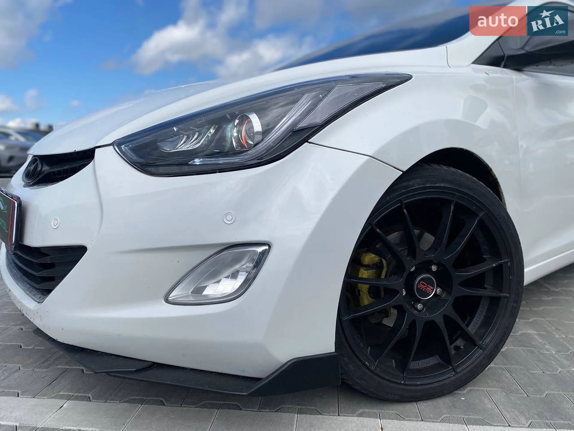 2013 Hyundai Elantra - мініатюра 2
