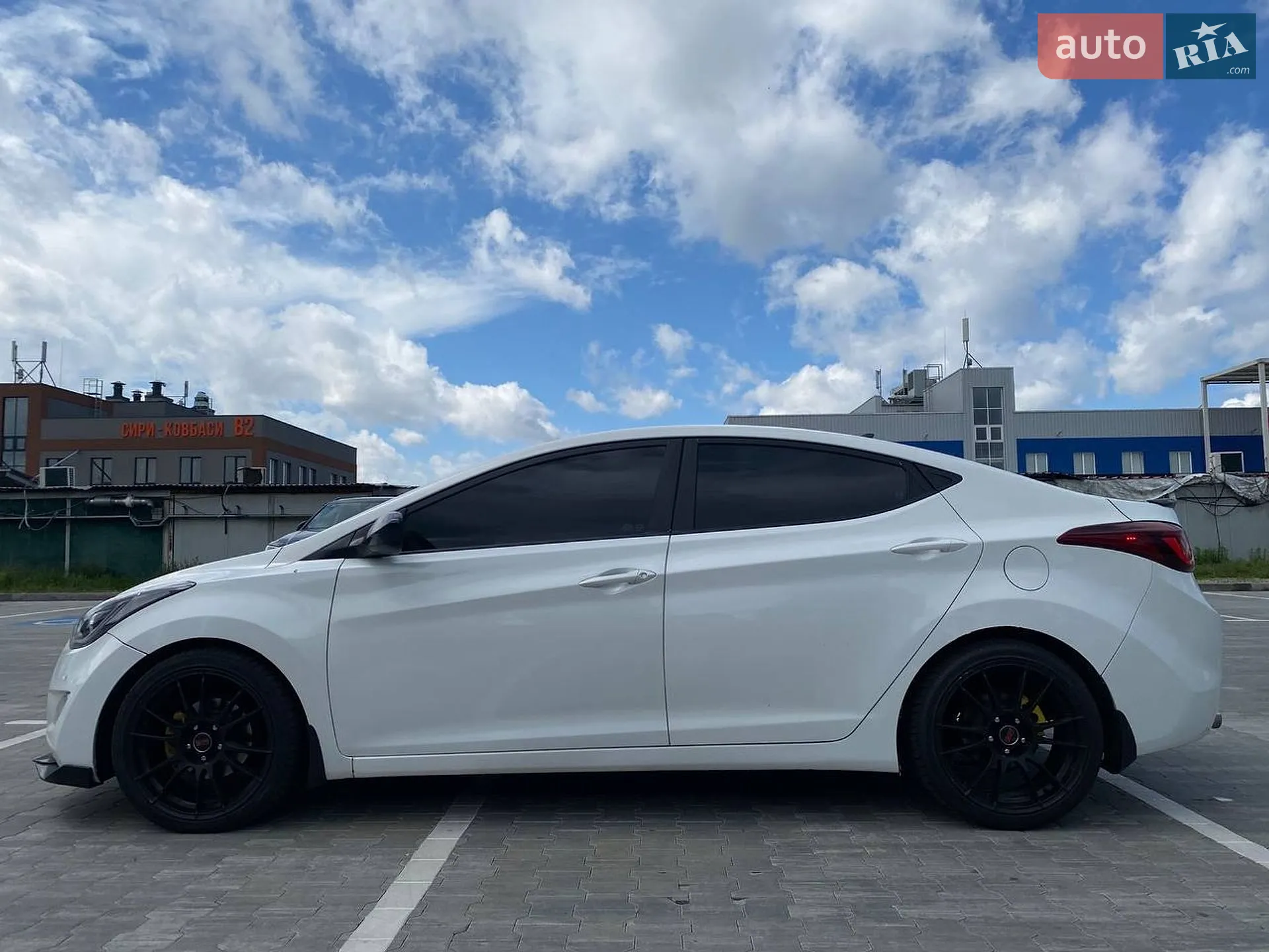 2013 Hyundai Elantra - мініатюра 19