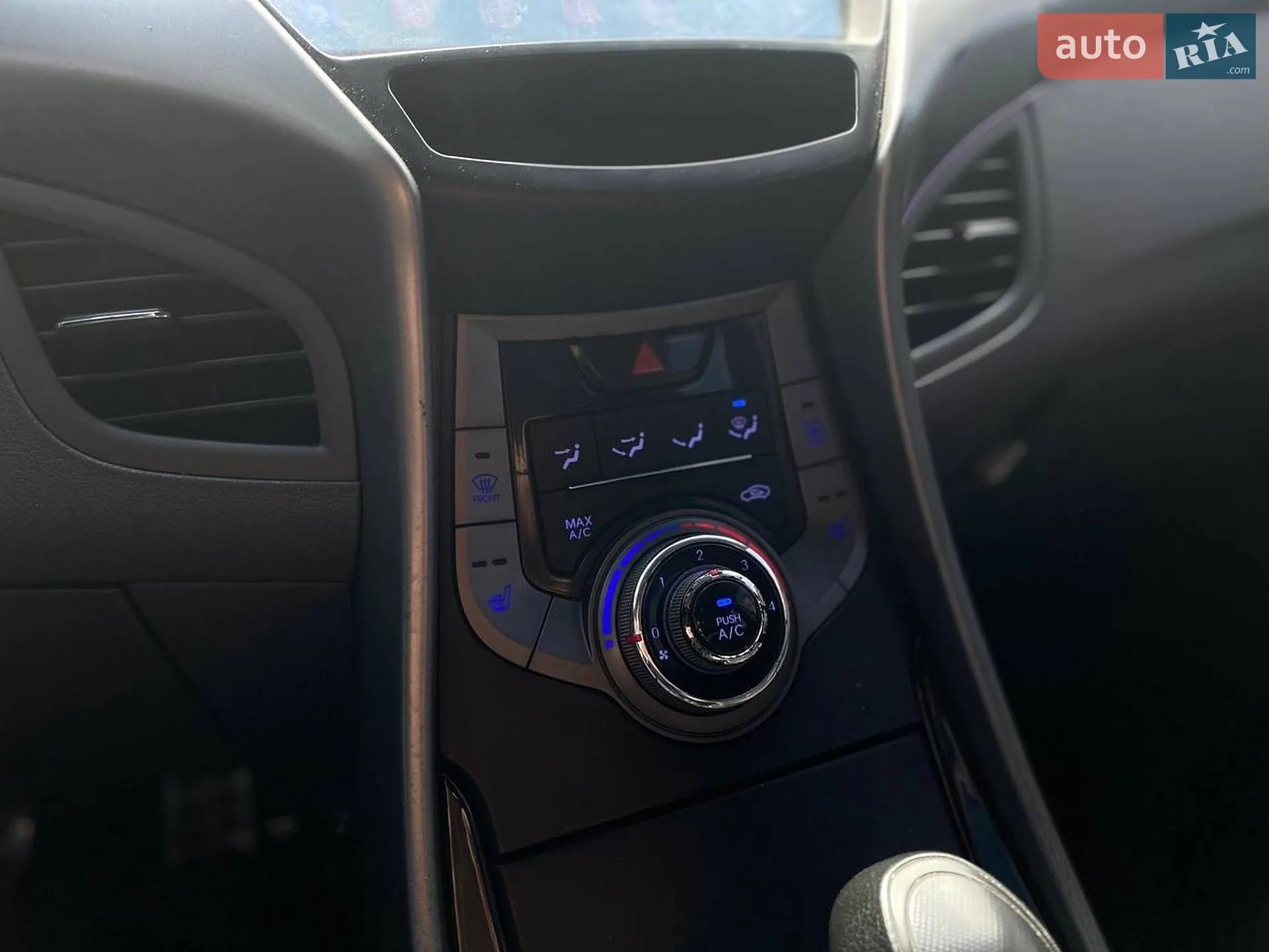 2013 Hyundai Elantra - мініатюра 37