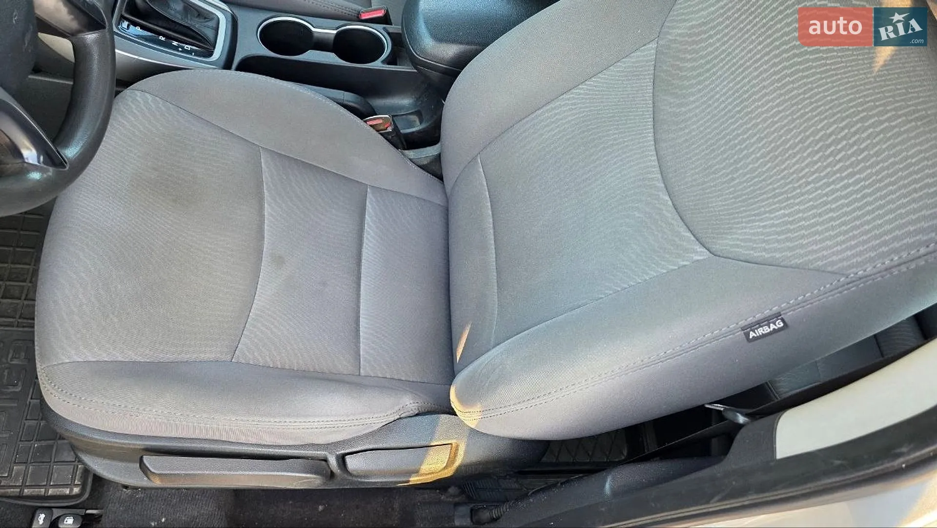 2014 Hyundai Elantra - мініатюра 17