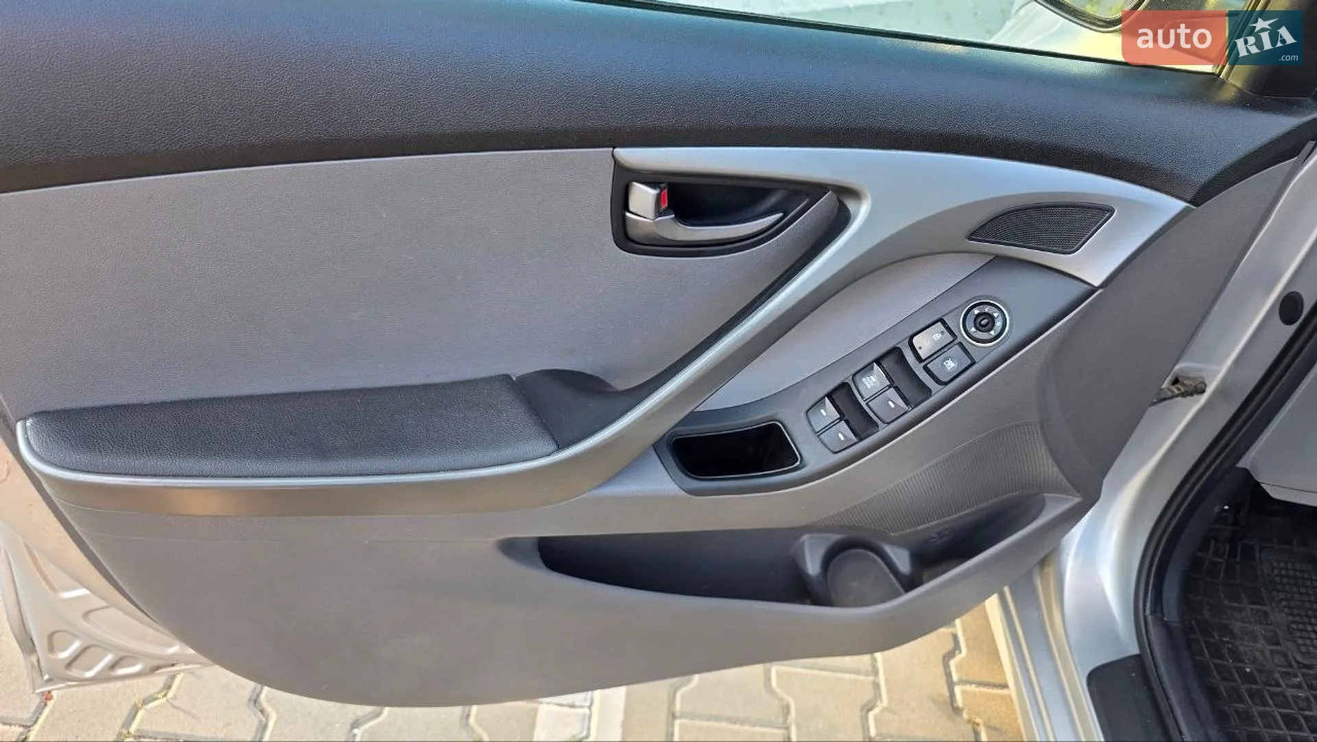2014 Hyundai Elantra - мініатюра 20
