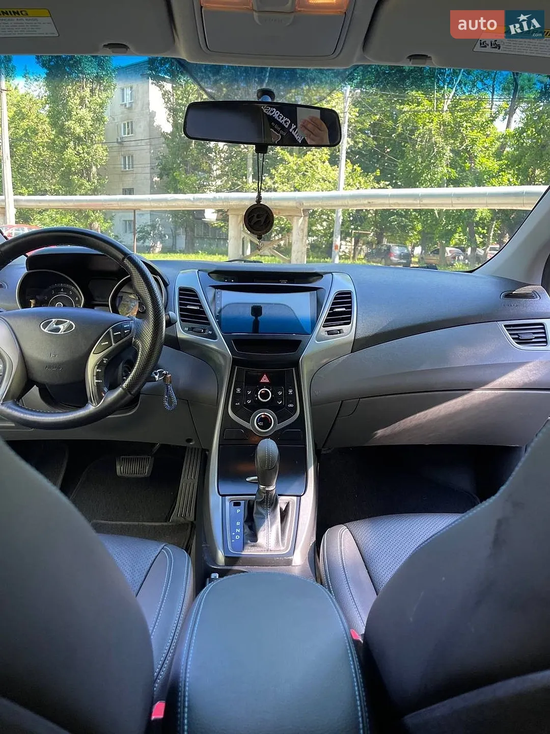 2014 Hyundai Elantra - мініатюра 17