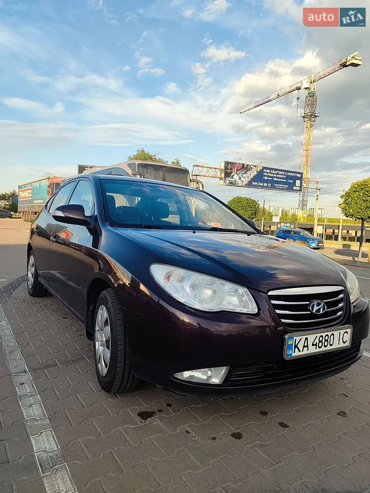 2010 Hyundai Elantra - мініатюра 13