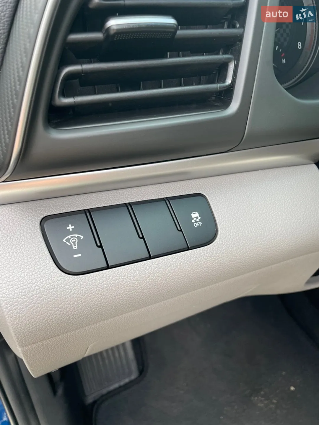 2019 Hyundai Elantra - мініатюра 20