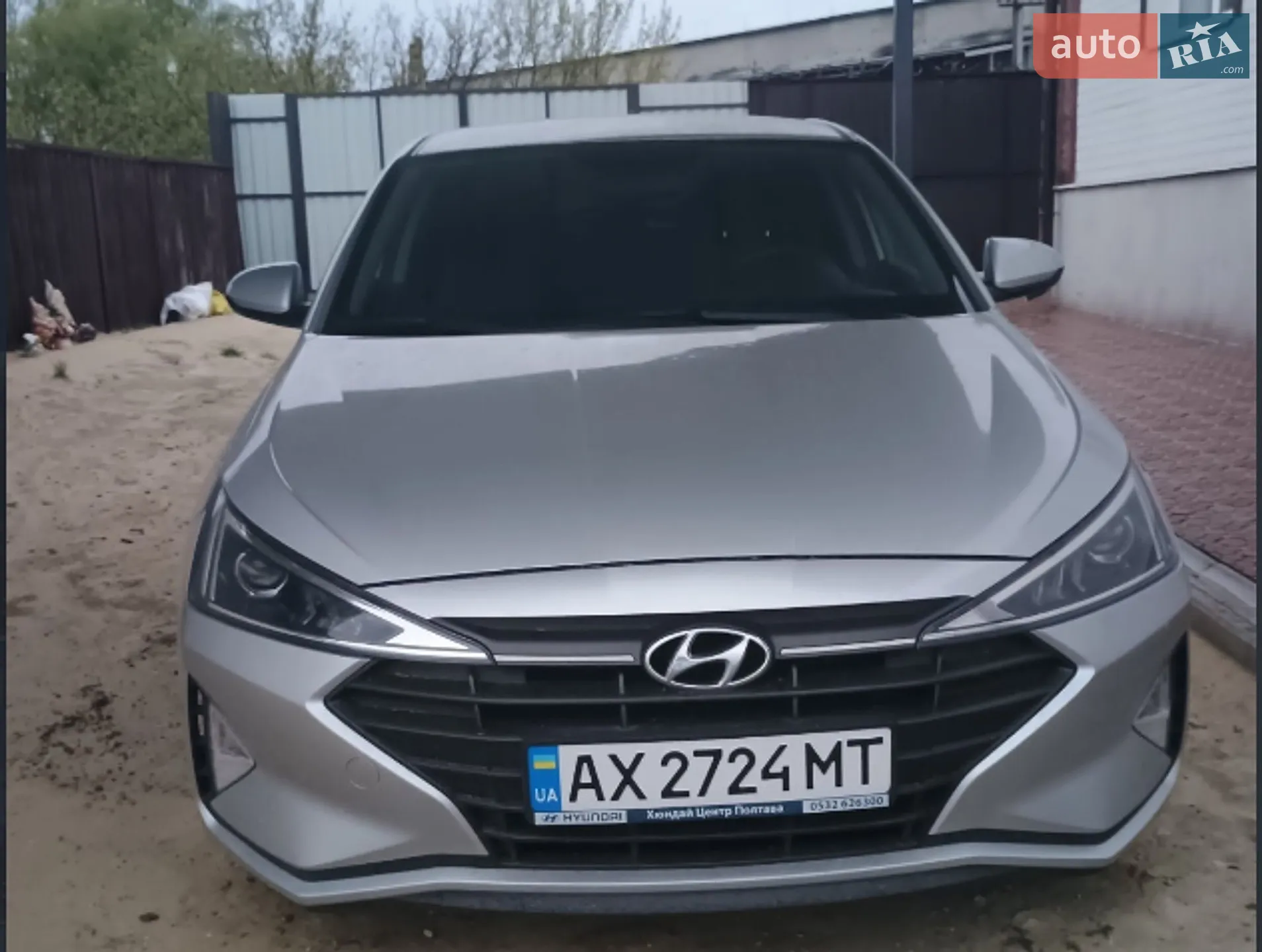 2019 Hyundai Elantra - фото 1