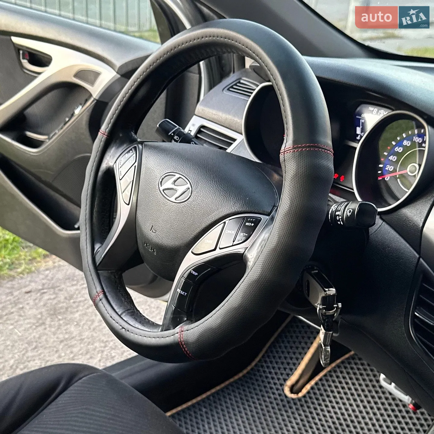 2013 Hyundai Elantra - мініатюра 29