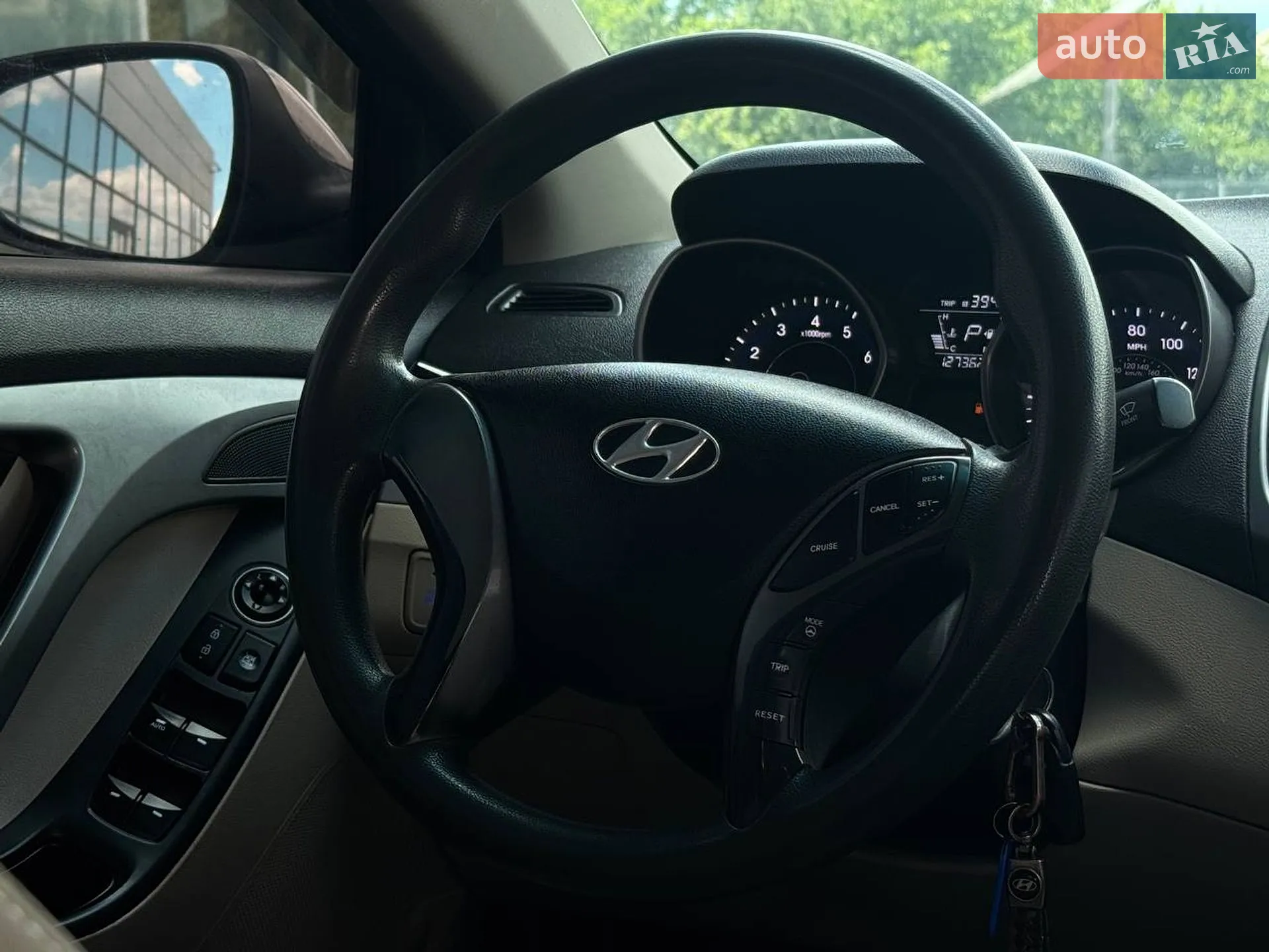 2014 Hyundai Elantra - мініатюра 8