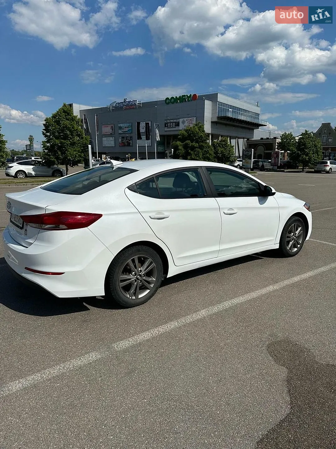 2016 Hyundai Elantra - мініатюра 7