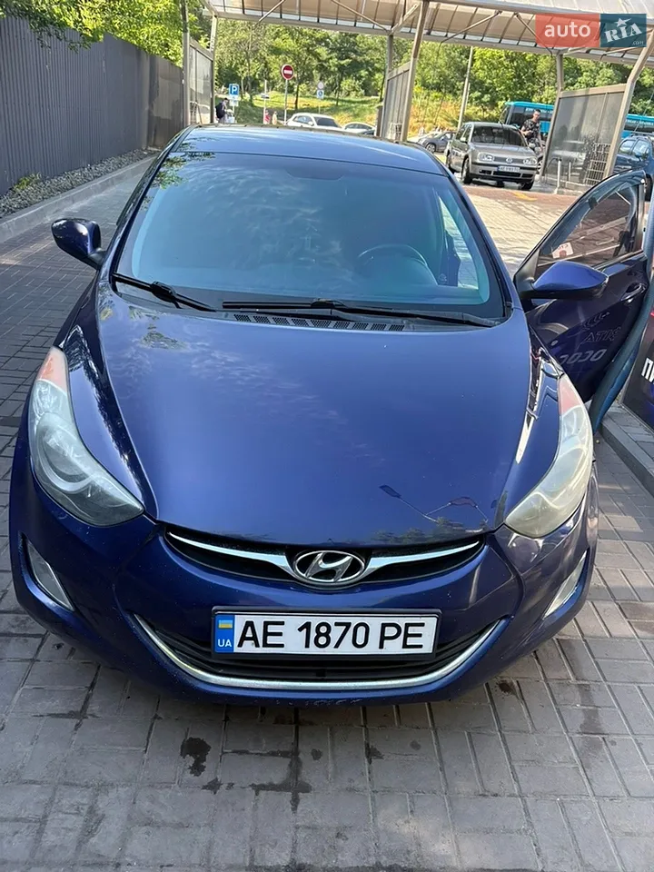 2011 Hyundai Elantra - мініатюра 13