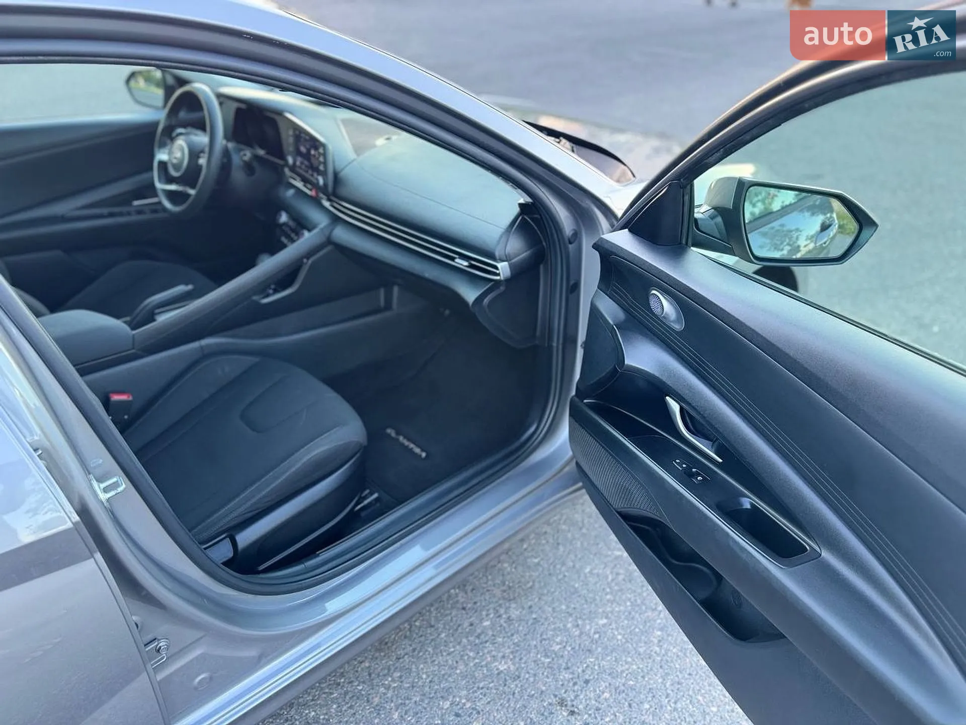 2021 Hyundai Elantra - мініатюра 35