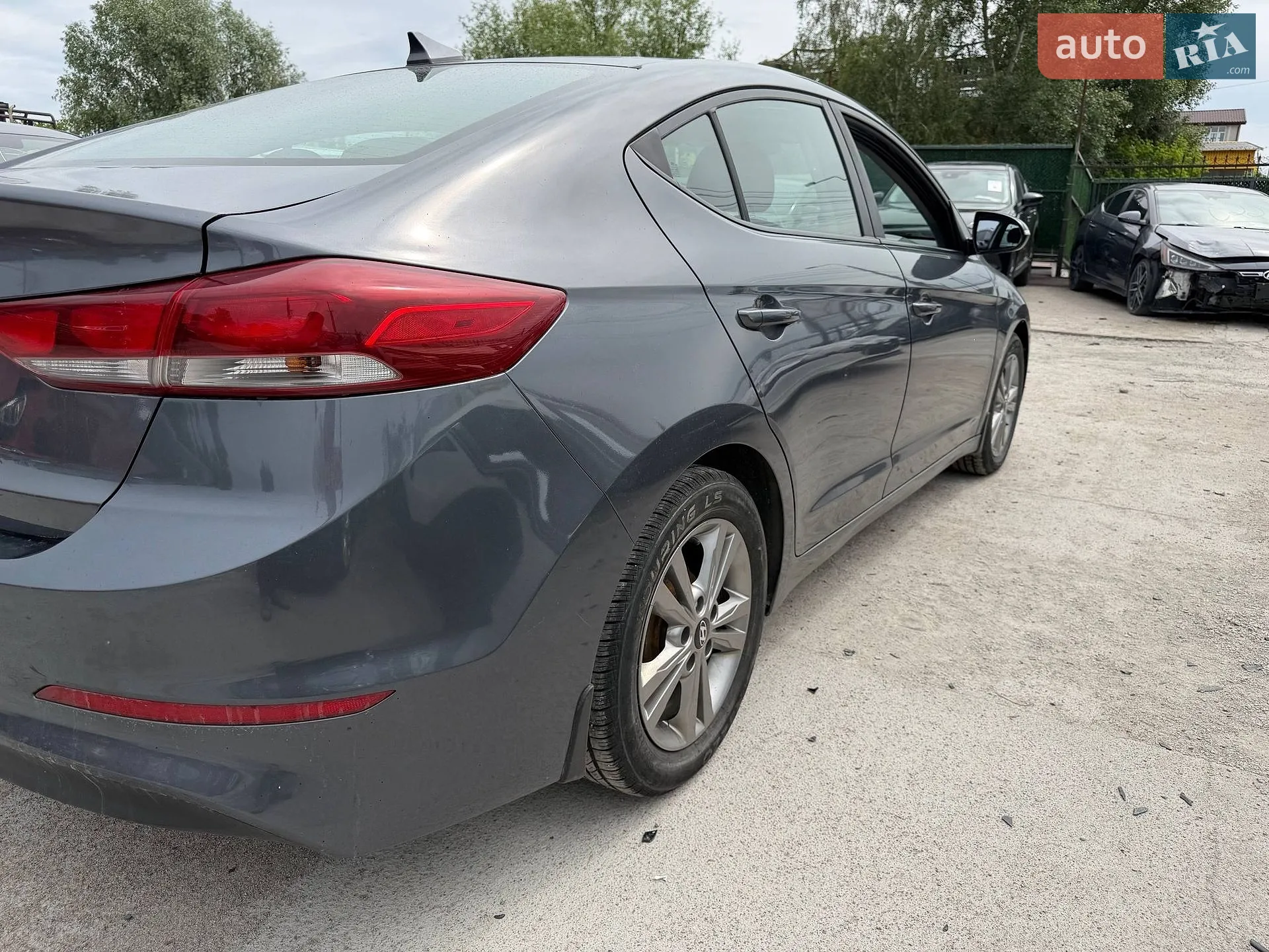 2016 Hyundai Elantra - мініатюра 15