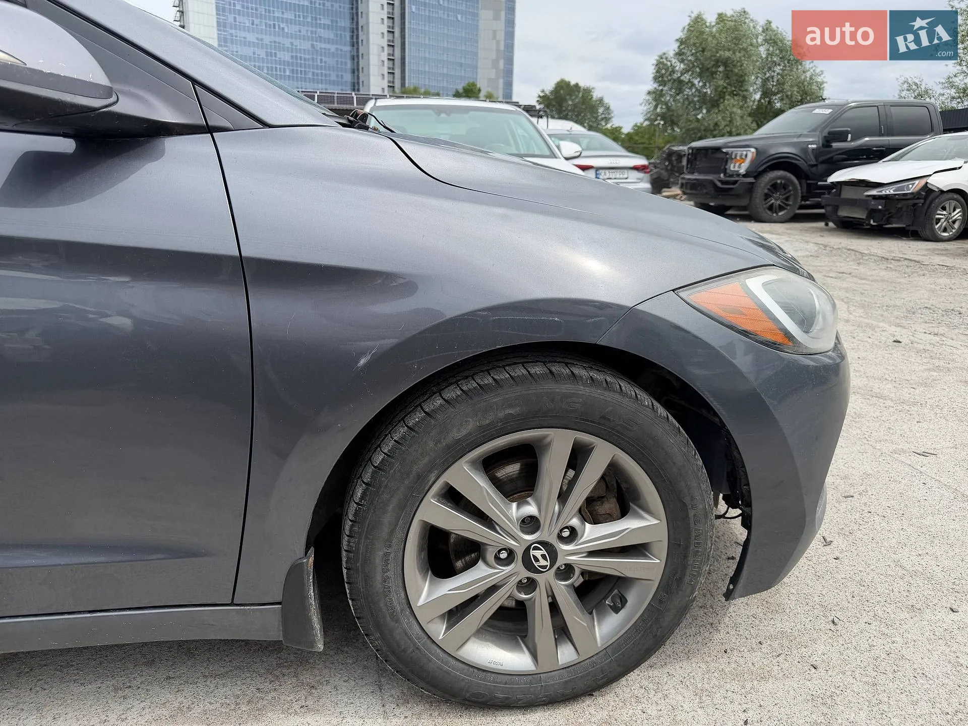 2016 Hyundai Elantra - мініатюра 20