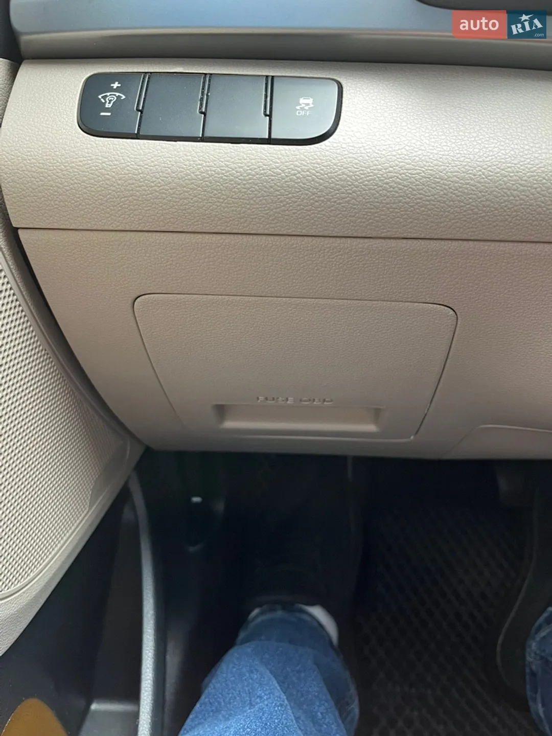 2017 Hyundai Elantra - мініатюра 18