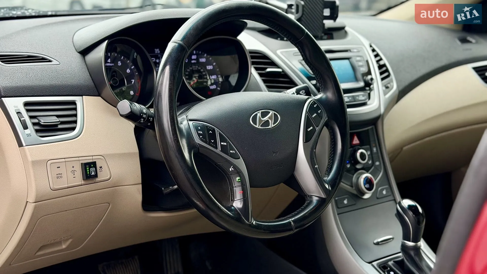 2015 Hyundai Elantra - мініатюра 12