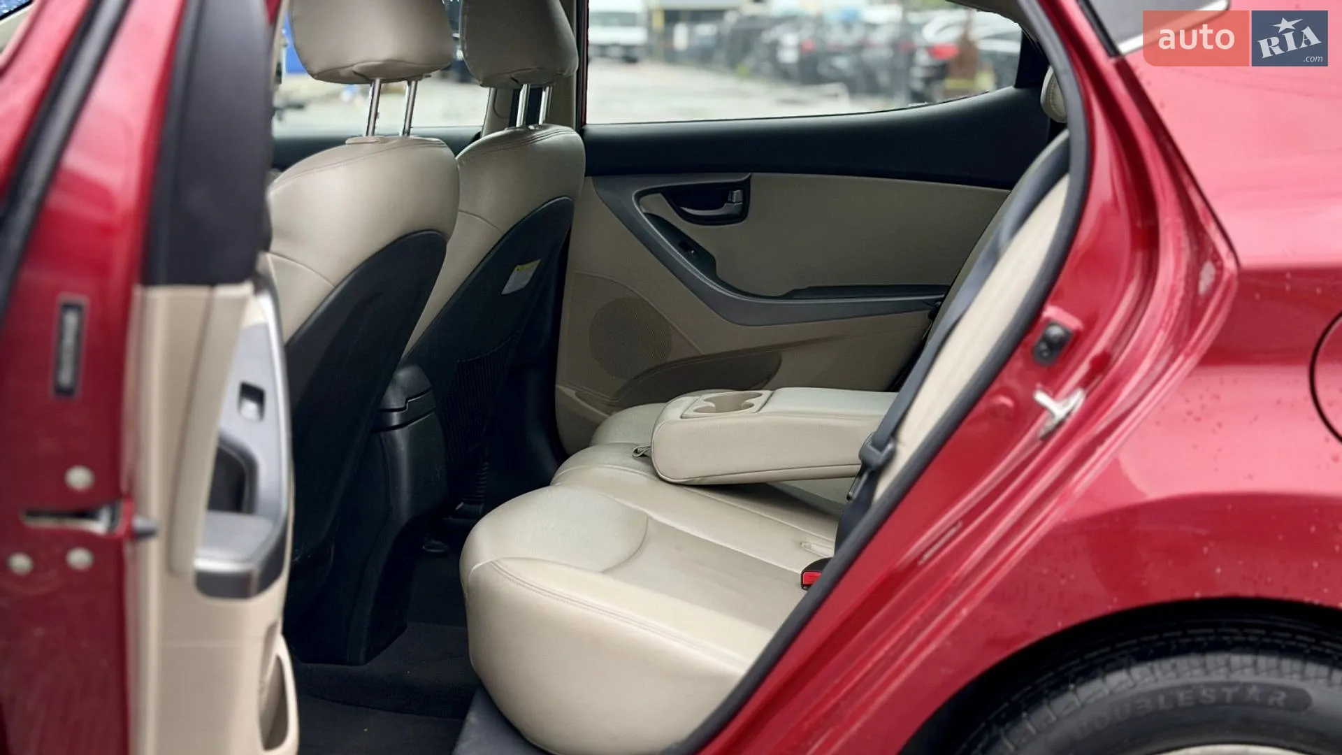 2015 Hyundai Elantra - мініатюра 18