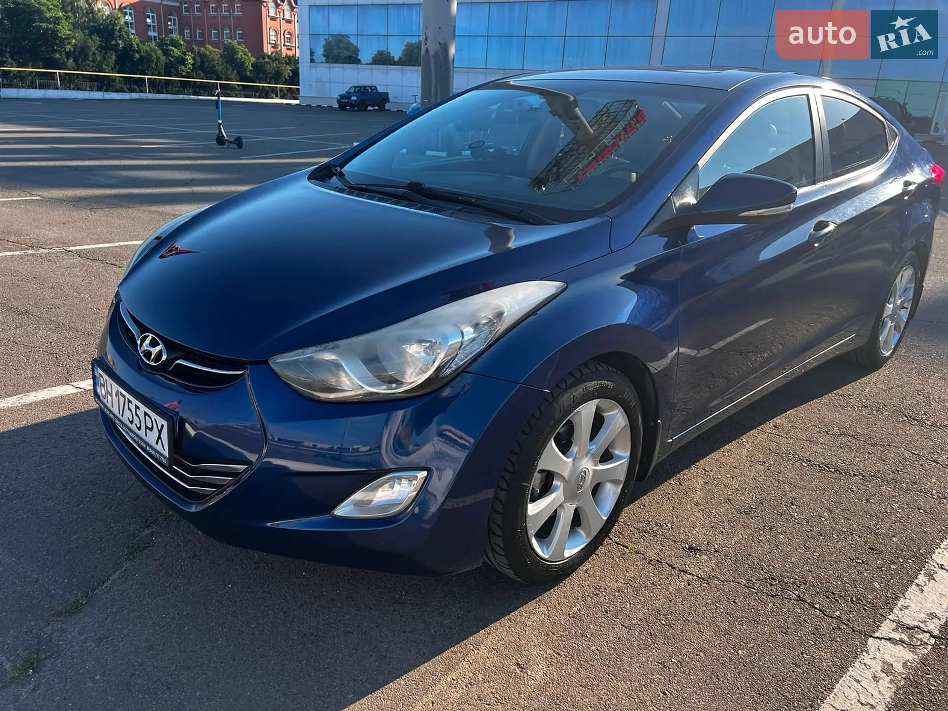 2013 Hyundai Elantra - мініатюра 4