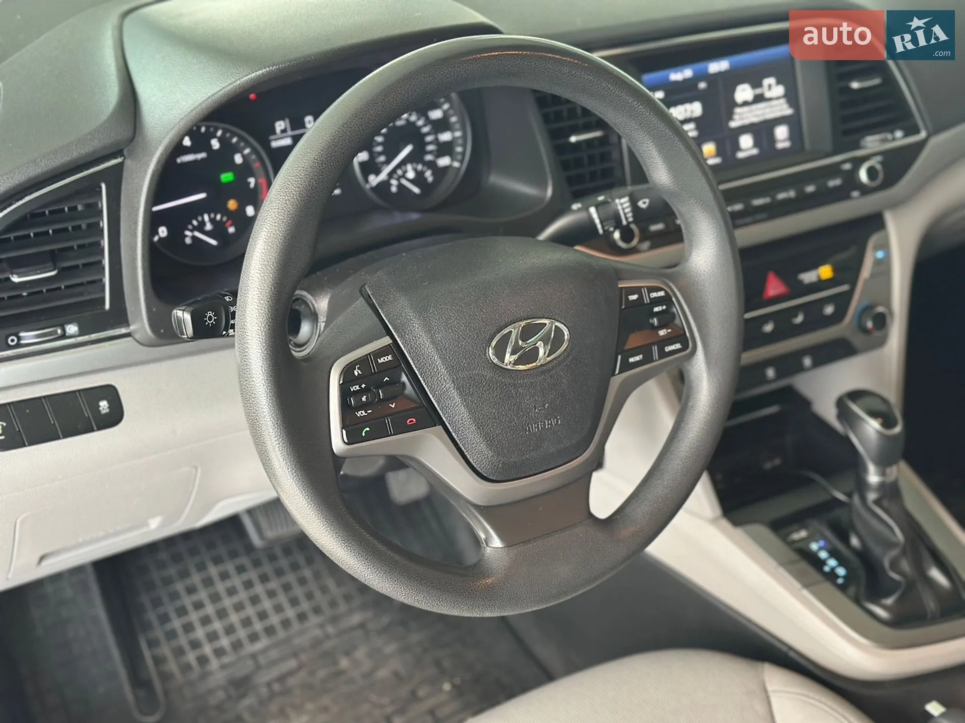 2017 Hyundai Elantra - мініатюра 10