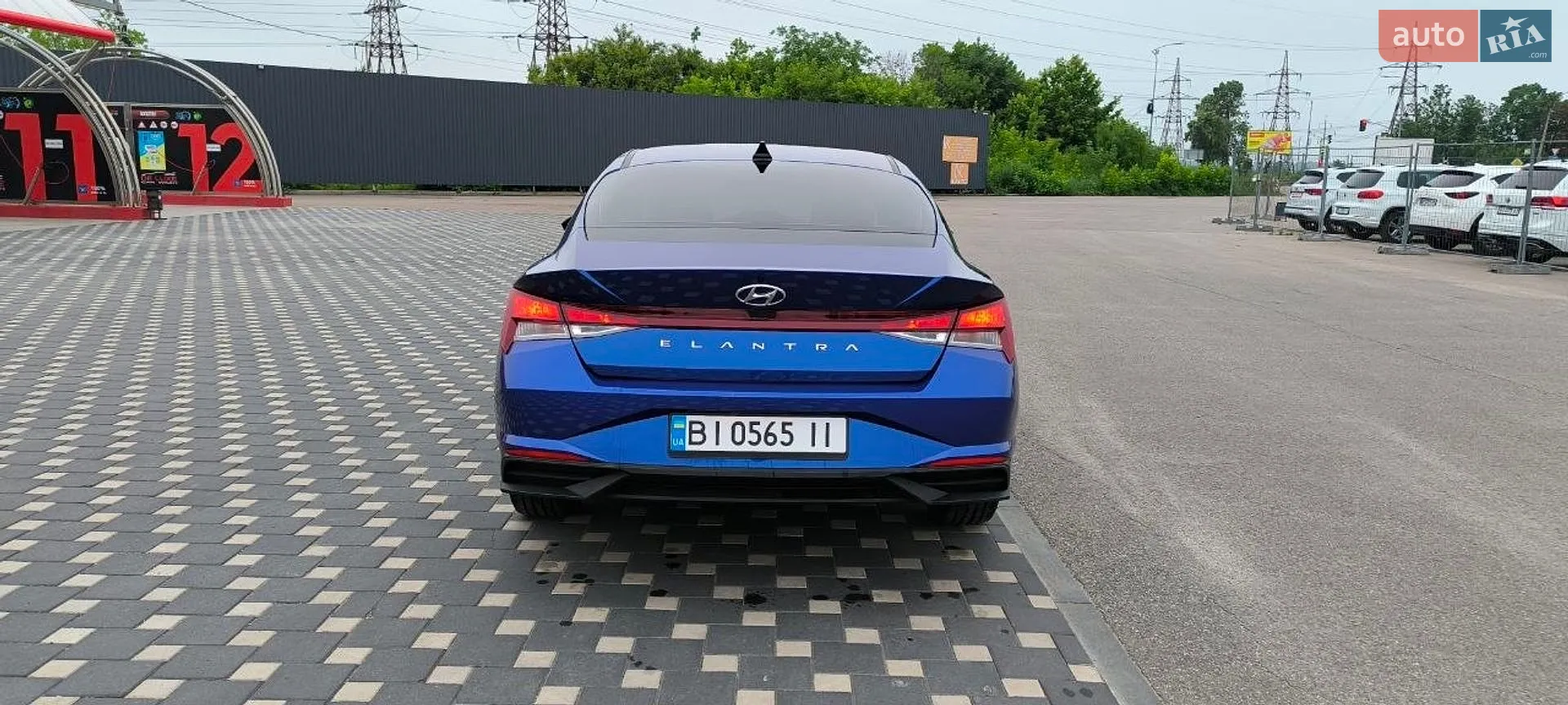 2020 Hyundai Elantra - мініатюра 12