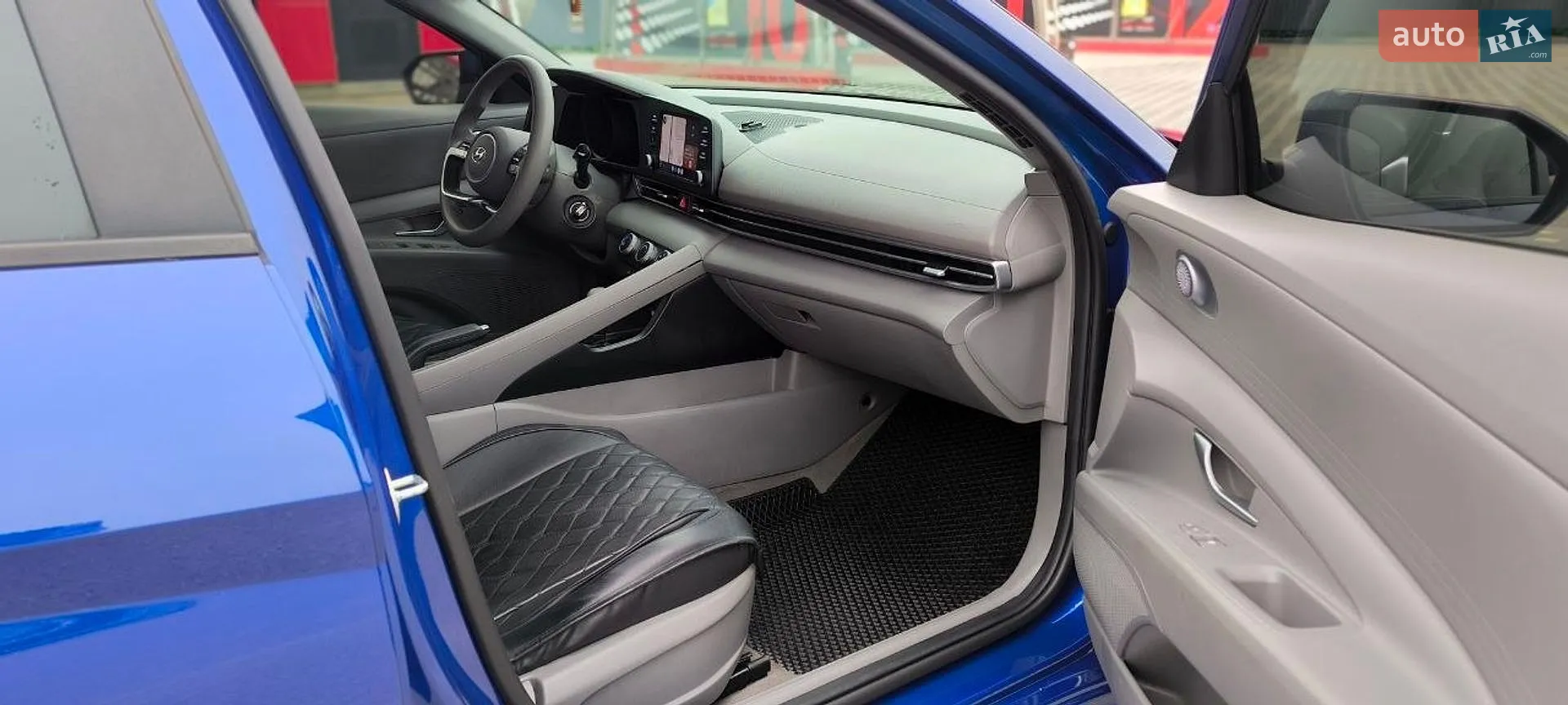 2020 Hyundai Elantra - мініатюра 28