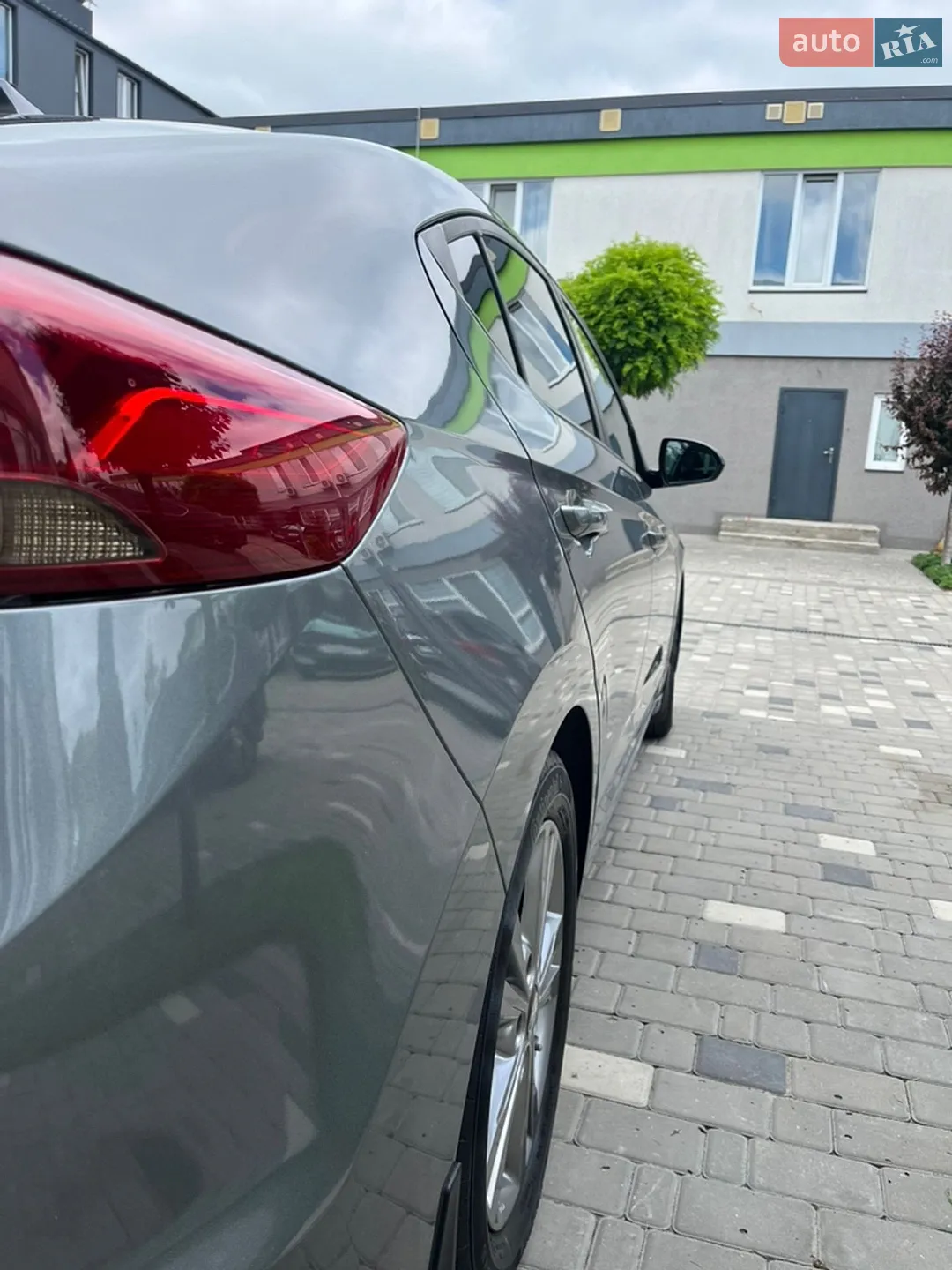 2017 Hyundai Elantra - мініатюра 7