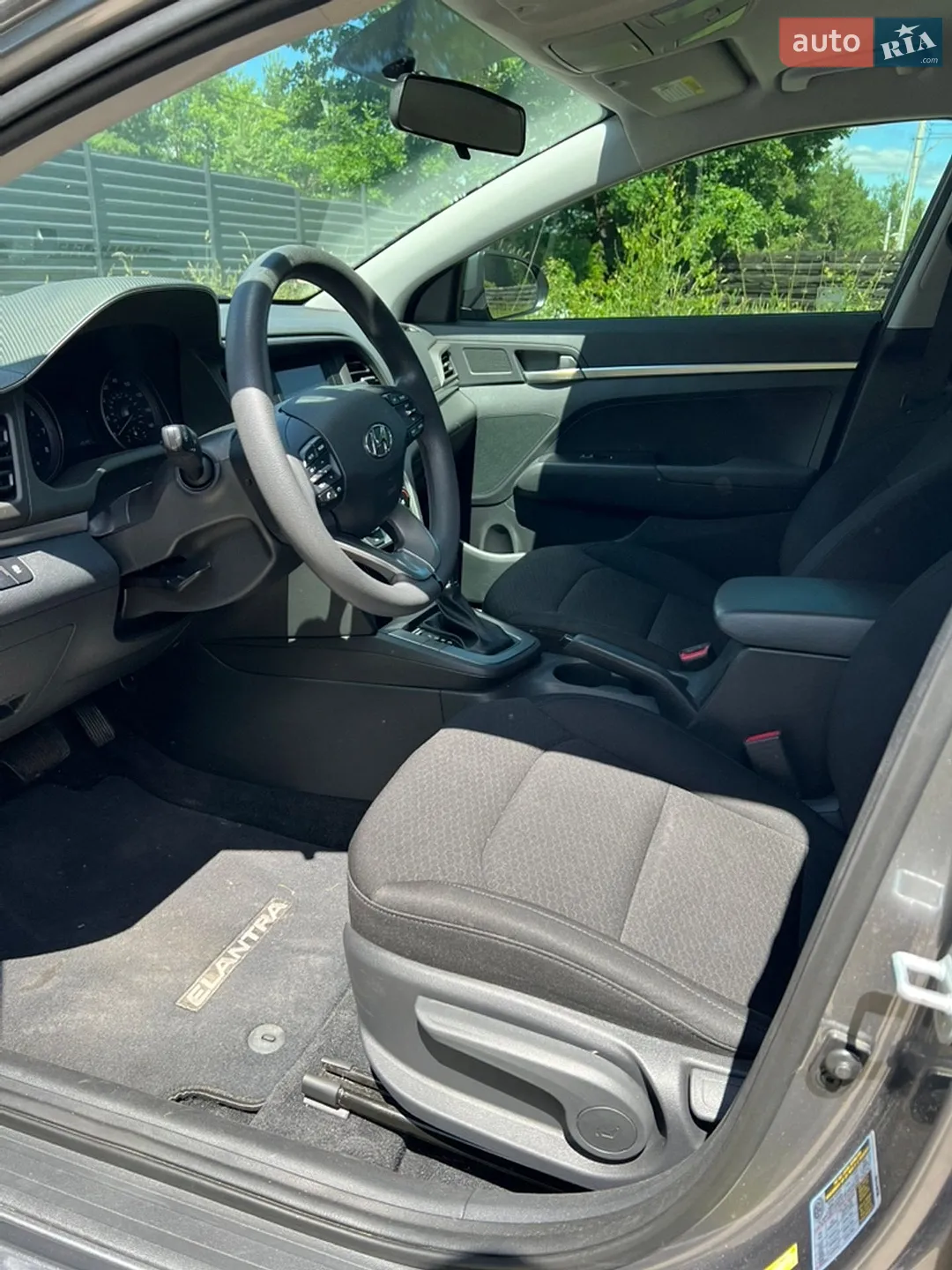 2019 Hyundai Elantra - мініатюра 5