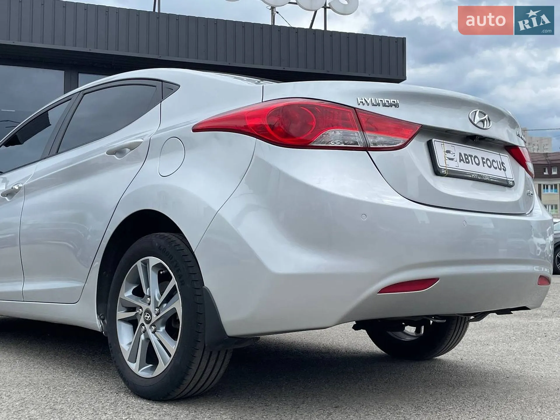 2012 Hyundai Elantra - мініатюра 6